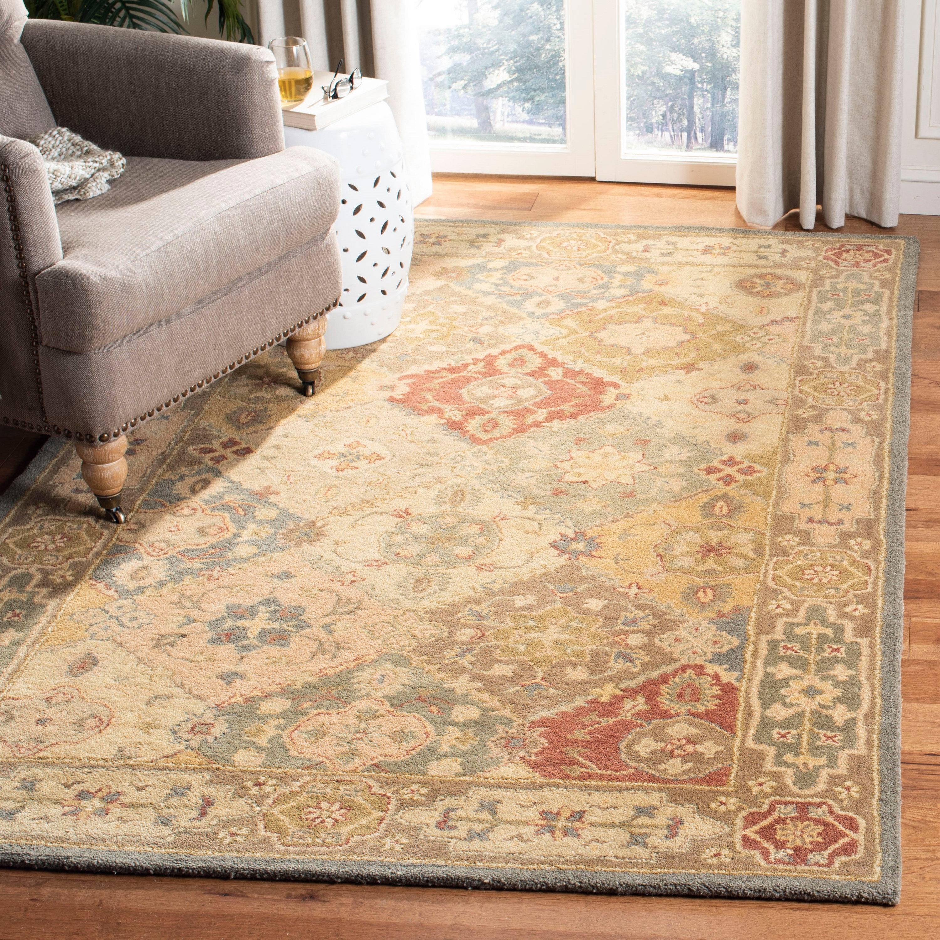 SAFAVIEH Antiquity Augustin Transitional Bordered Wool Area Rug, Multi/Beige, 12' x 15'
