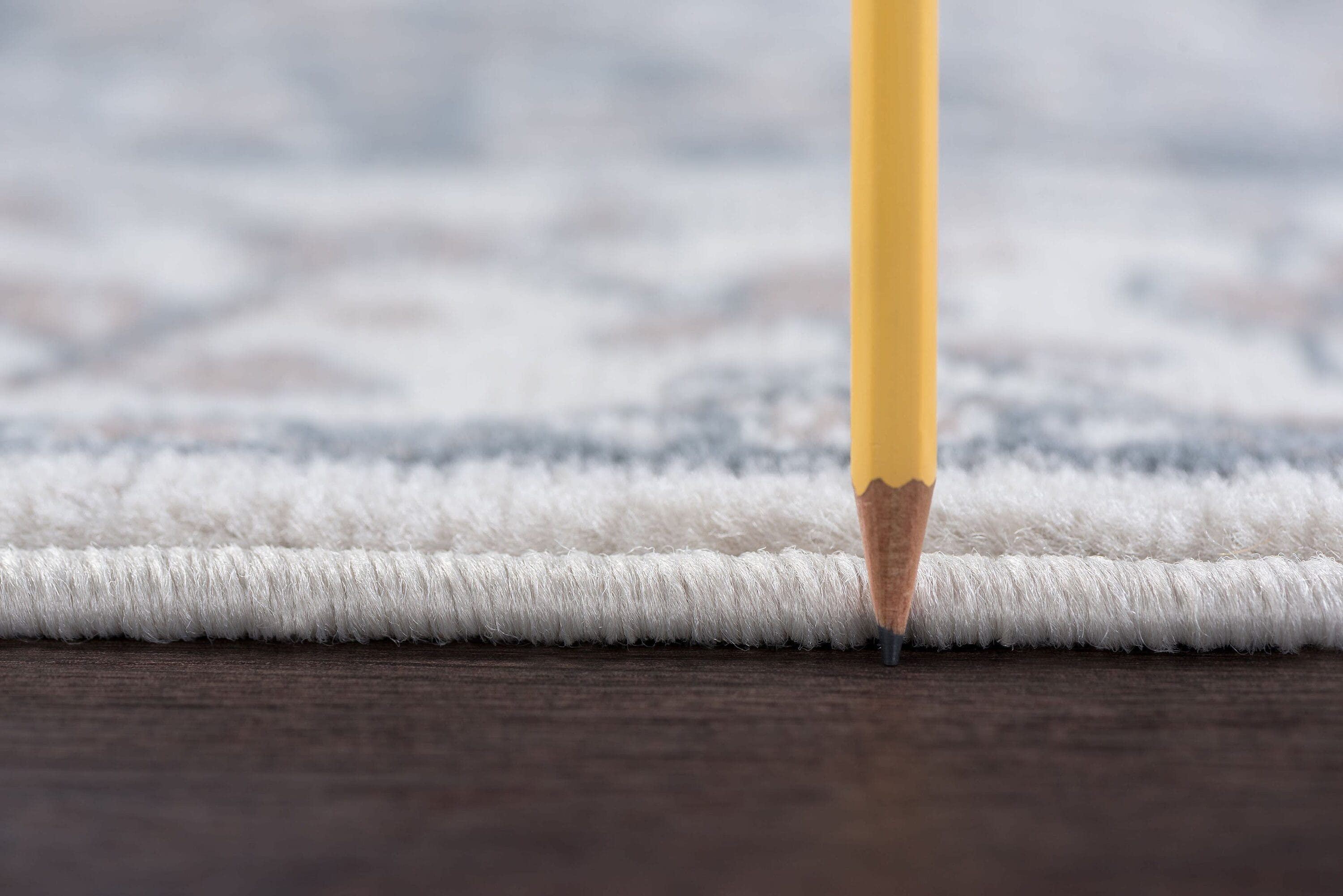 Tayse Madison 9 x 13 (ft) Loomed Polypropylene Cream Rectangular Indoor Floral/Botanical Oriental Area rug