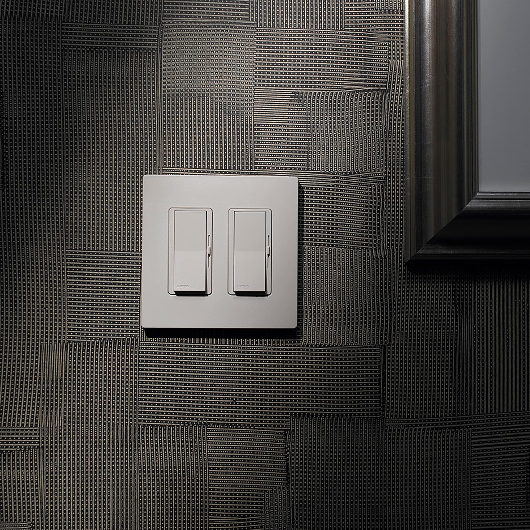 Brown Gloss 2-Gang Screwless Decorator Wallplate