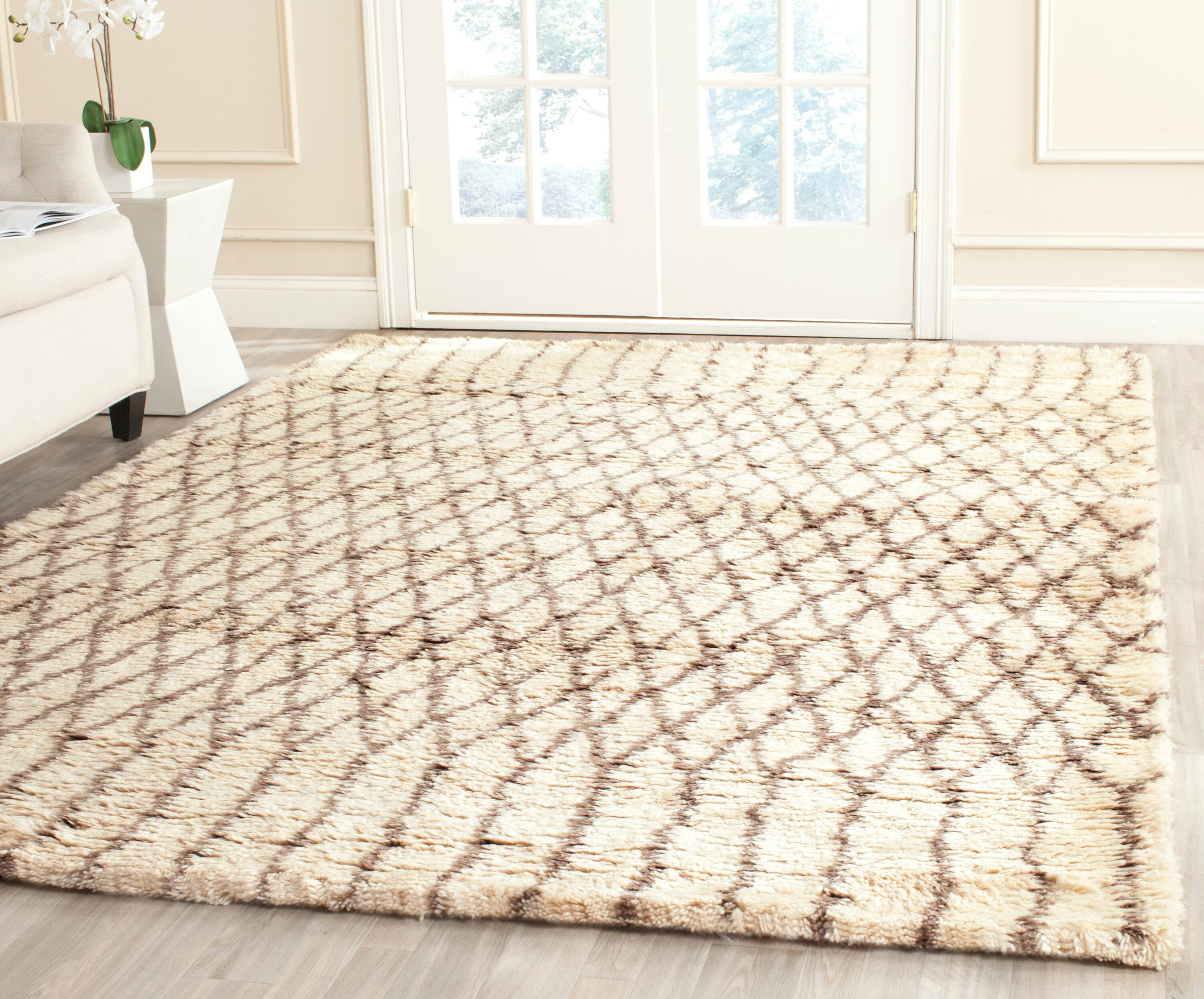 SAFAVIEH Casablanca Amber Abstract Shag Area Rug, Ivory/Grey, 9' x 12'