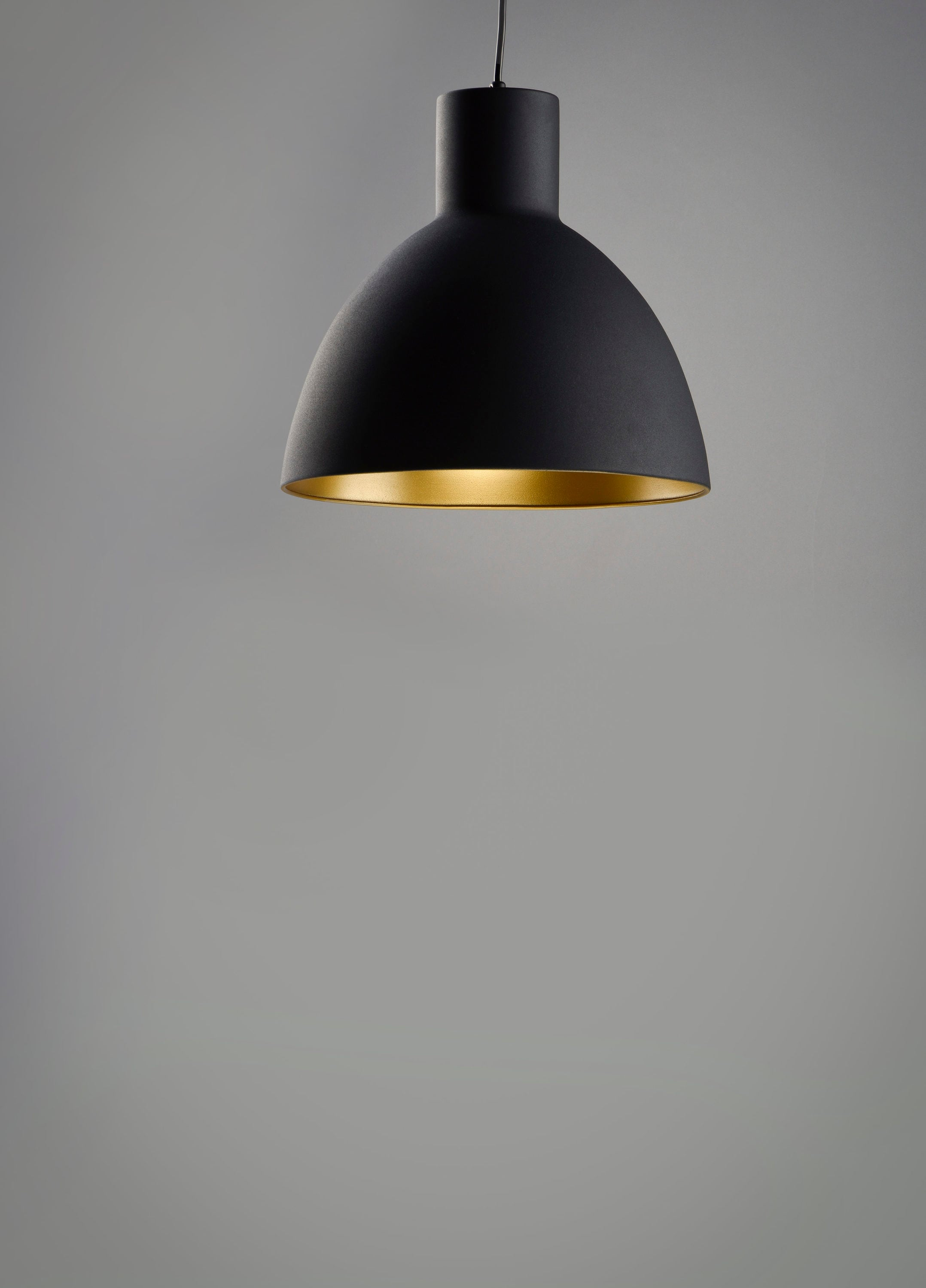 Maxim 11022BKGLD 8.75 in. Cora 1-Light Pendant Ceiling Light, Black & Gold