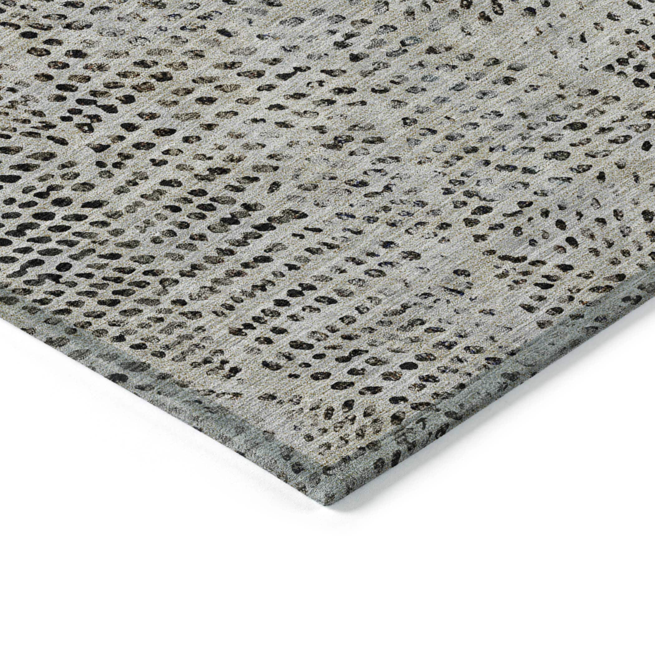 Addison Gray Synthetic Diamond Pattern Machine Washable Runner Rug