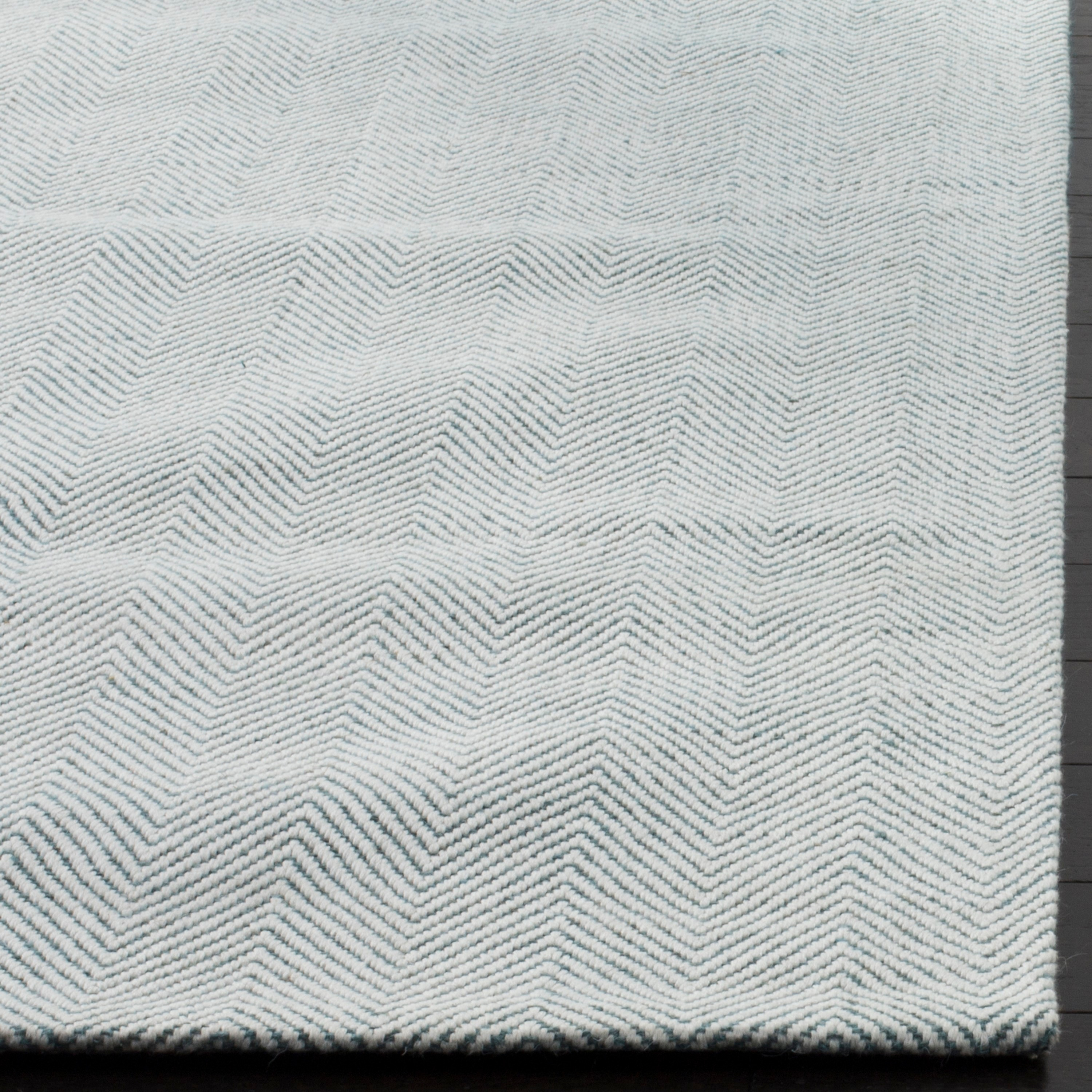 SAFAVIEH Marbella Pompeii Chevron Area Rug, Light Blue, 6' x 9'