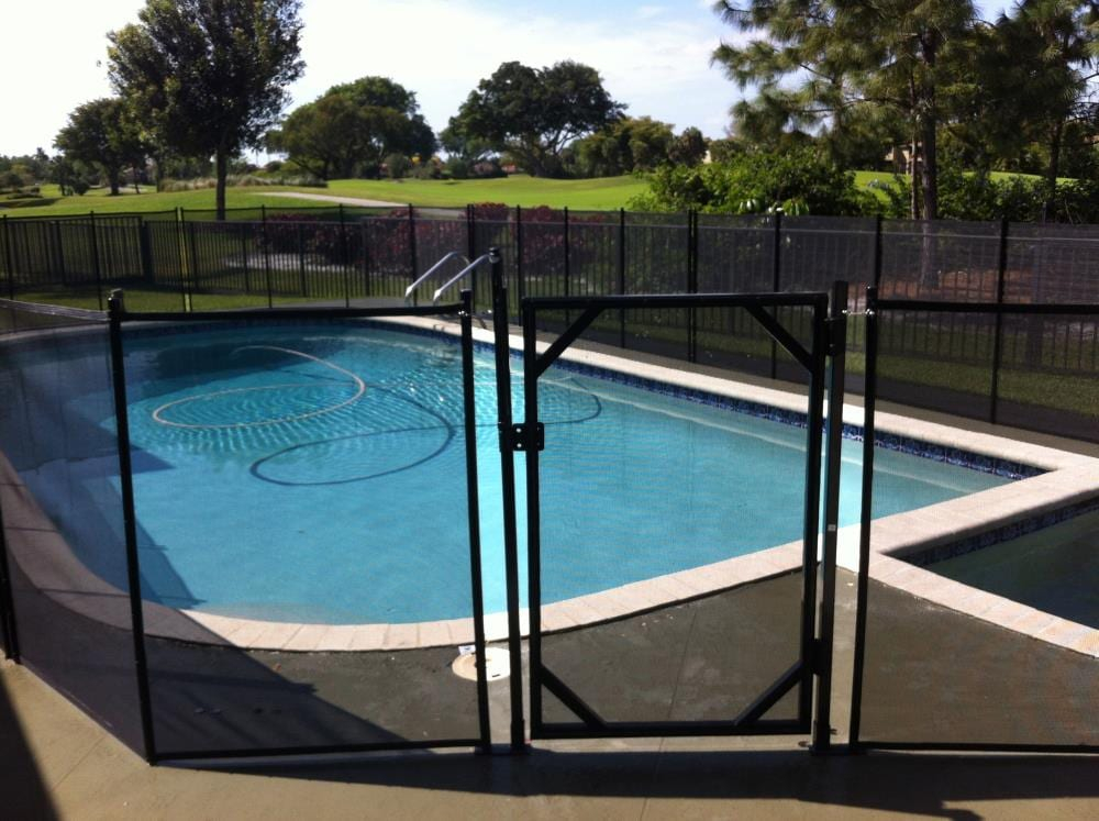 WaterWarden 5' x 30" Pool Safety Gate, Self-Closing, UL Certified to ASTM F2286 Safety Standard, Black