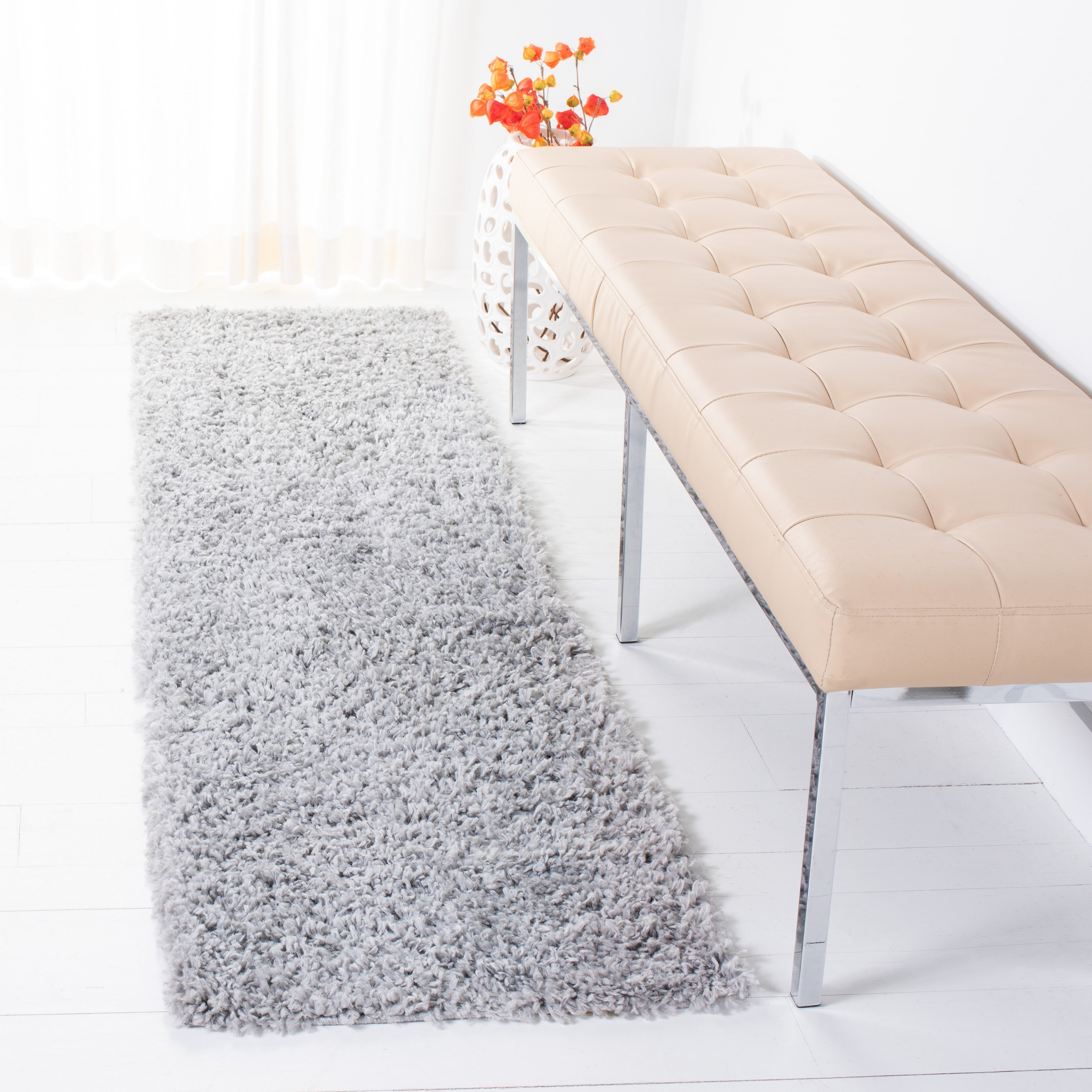 SAFAVIEH August Sophia Solid Plush Shag Area Rug, Silver, 2' x 11'