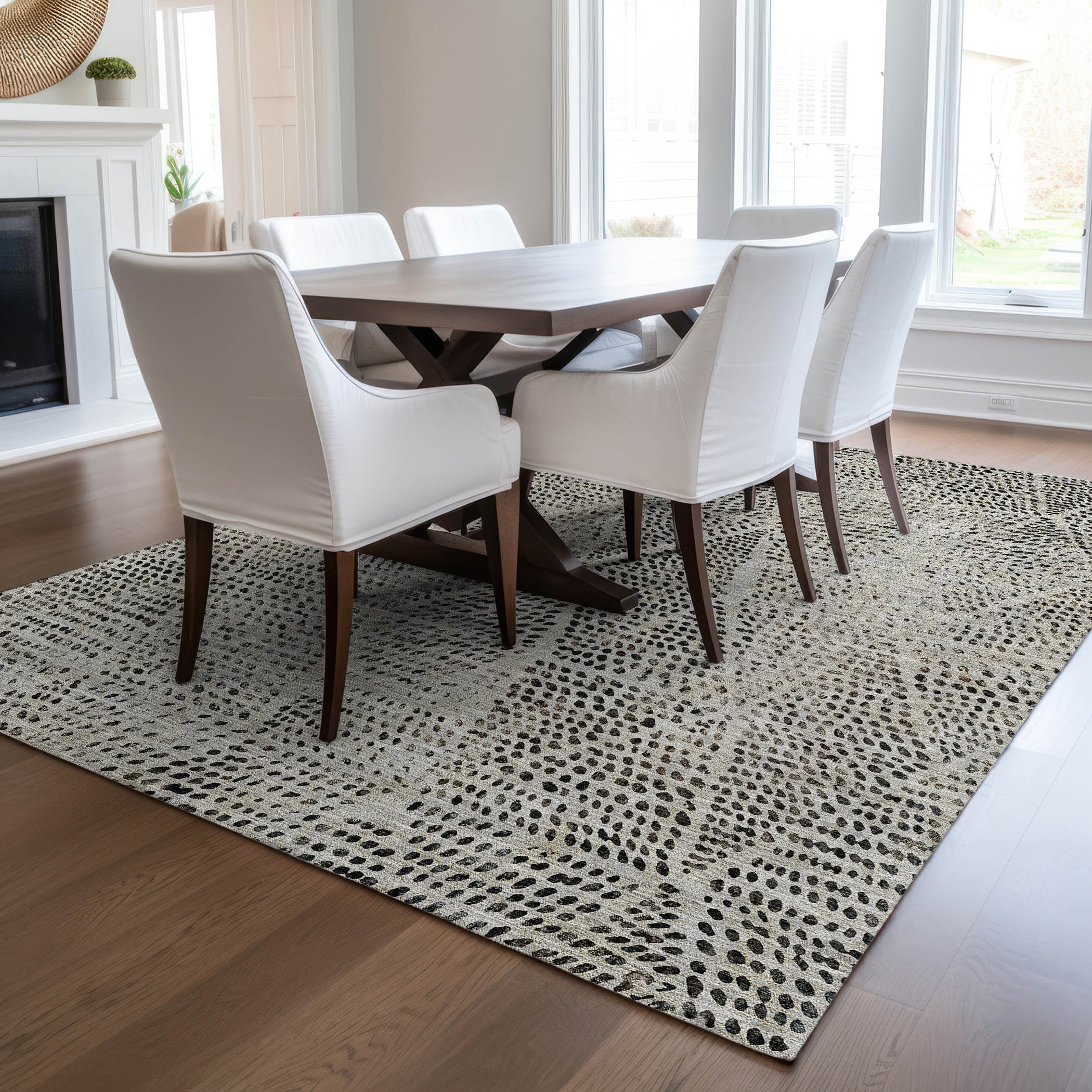 Gray Diamond Pattern Machine Washable Indoor Outdoor Rug