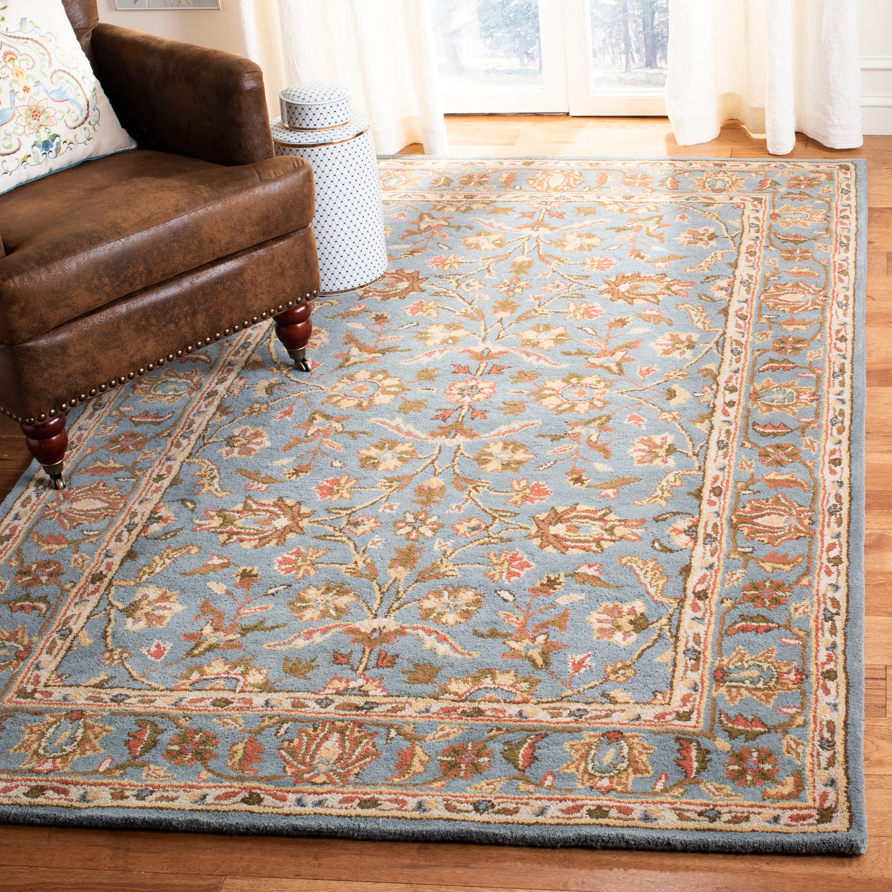 SAFAVIEH Heritage Leinster Traditional Wool Area Rug, Blue, 8' x 8' Square