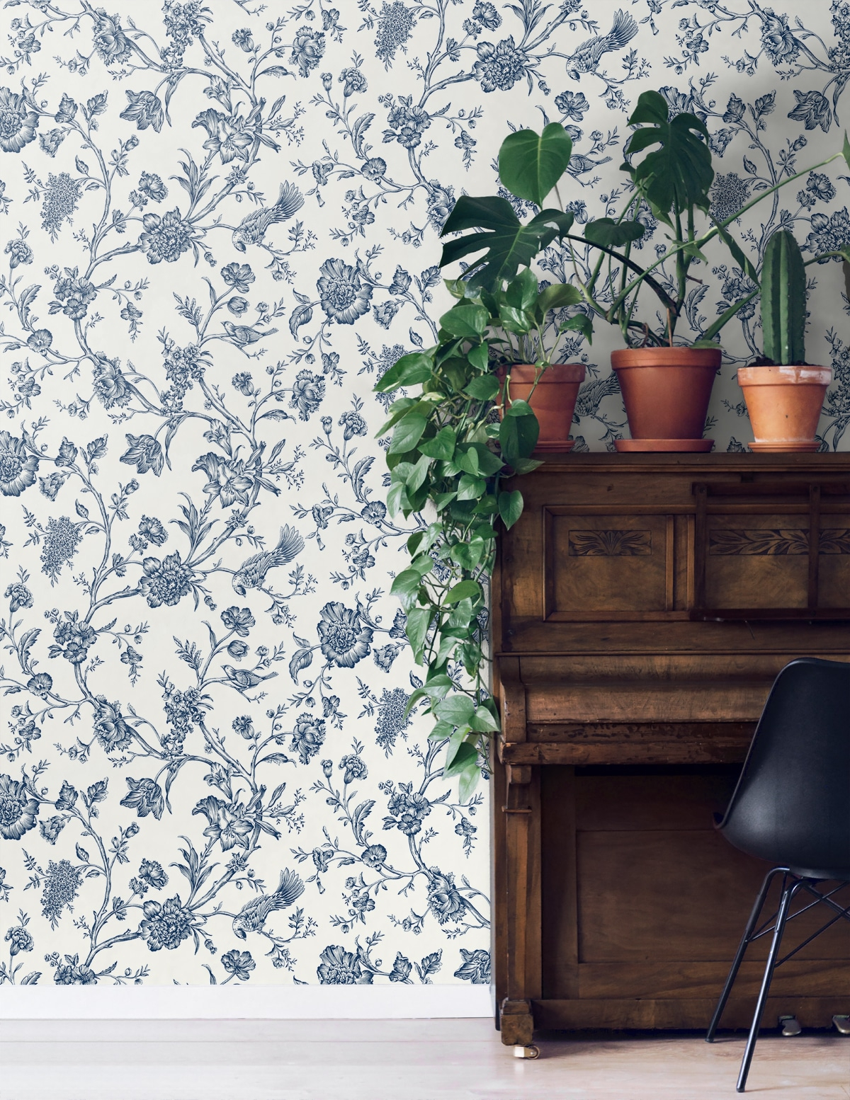 NextWall Navy Blue Jasmine Chinoiserie Peel and Stick Wallpaper
