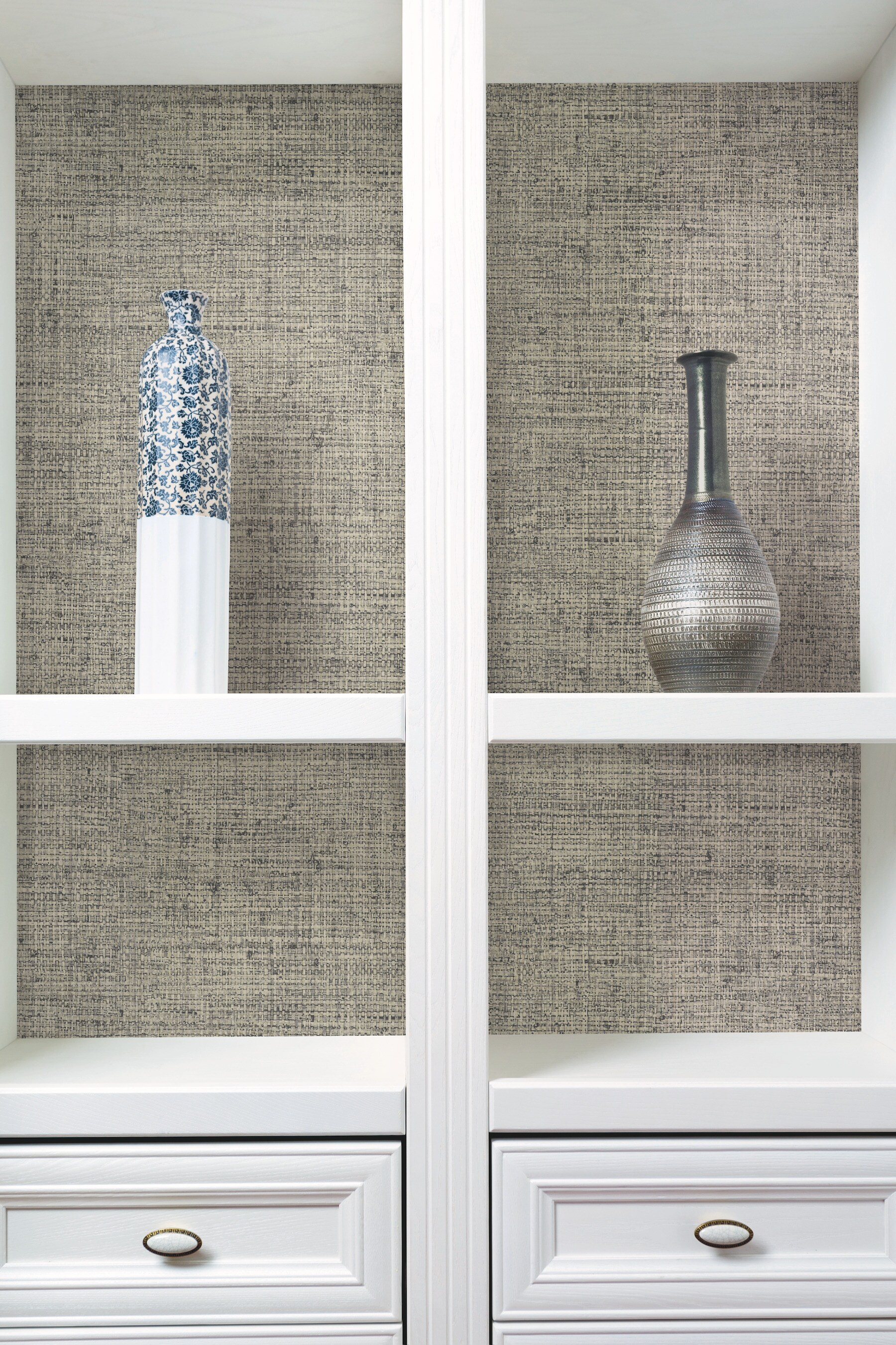 Charcoal Grasscloth Non-Woven Pre-Pasted Wallpaper