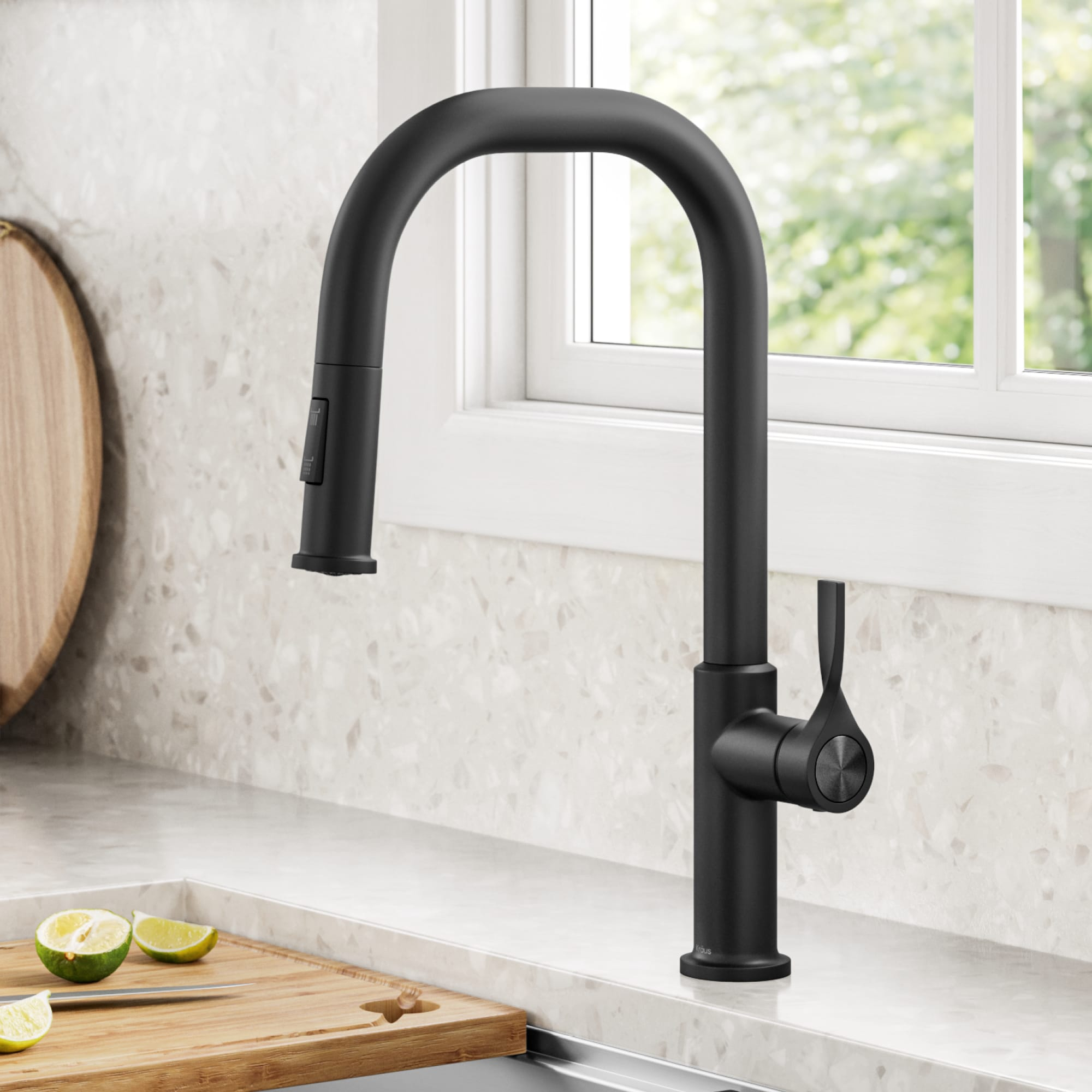 Matte Black Metal Single Handle Pull-down Kitchen Faucet with Sprayer