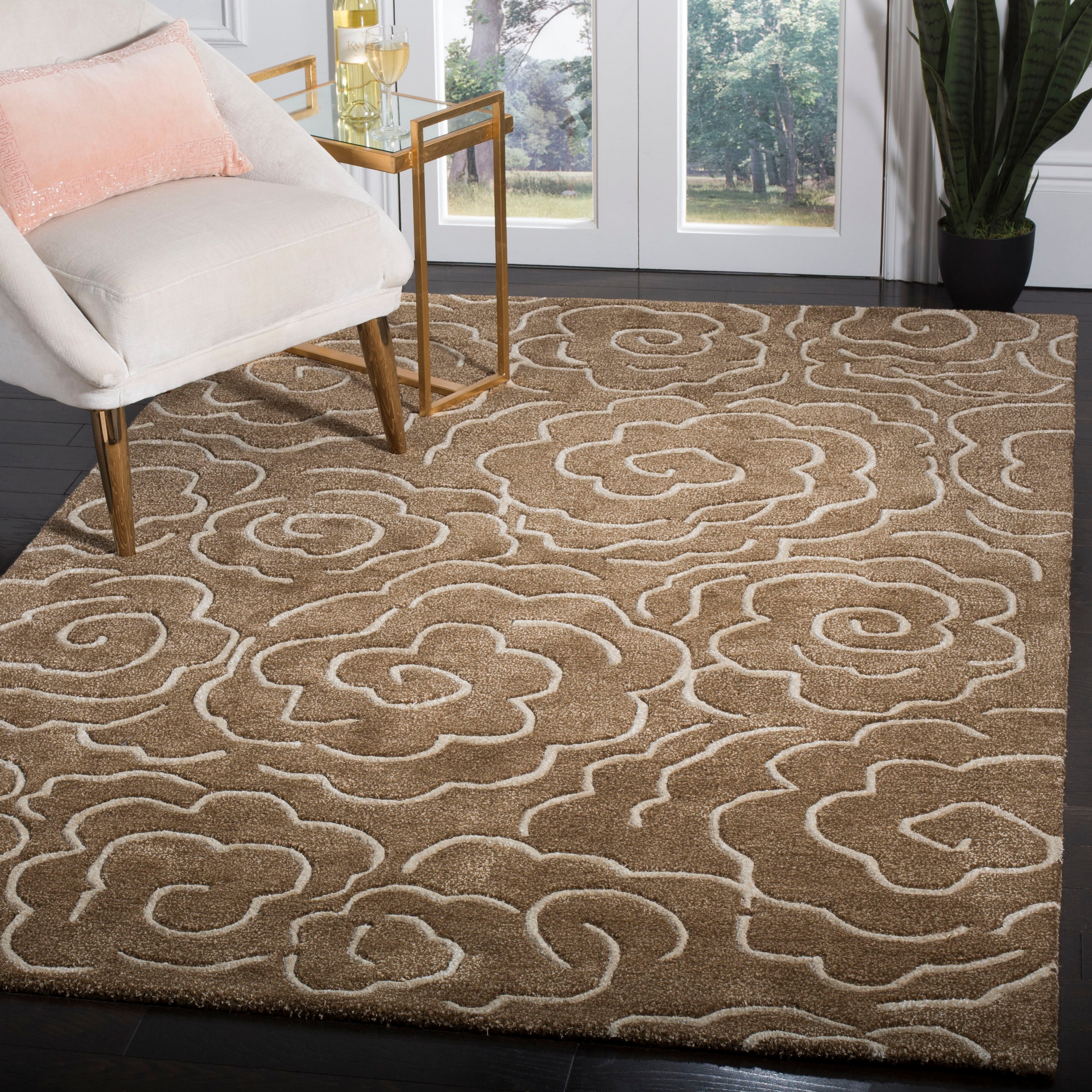 SAFAVIEH Soho Trinity Floral Wool Area Rug, Brown/Ivory, 2' x 3'