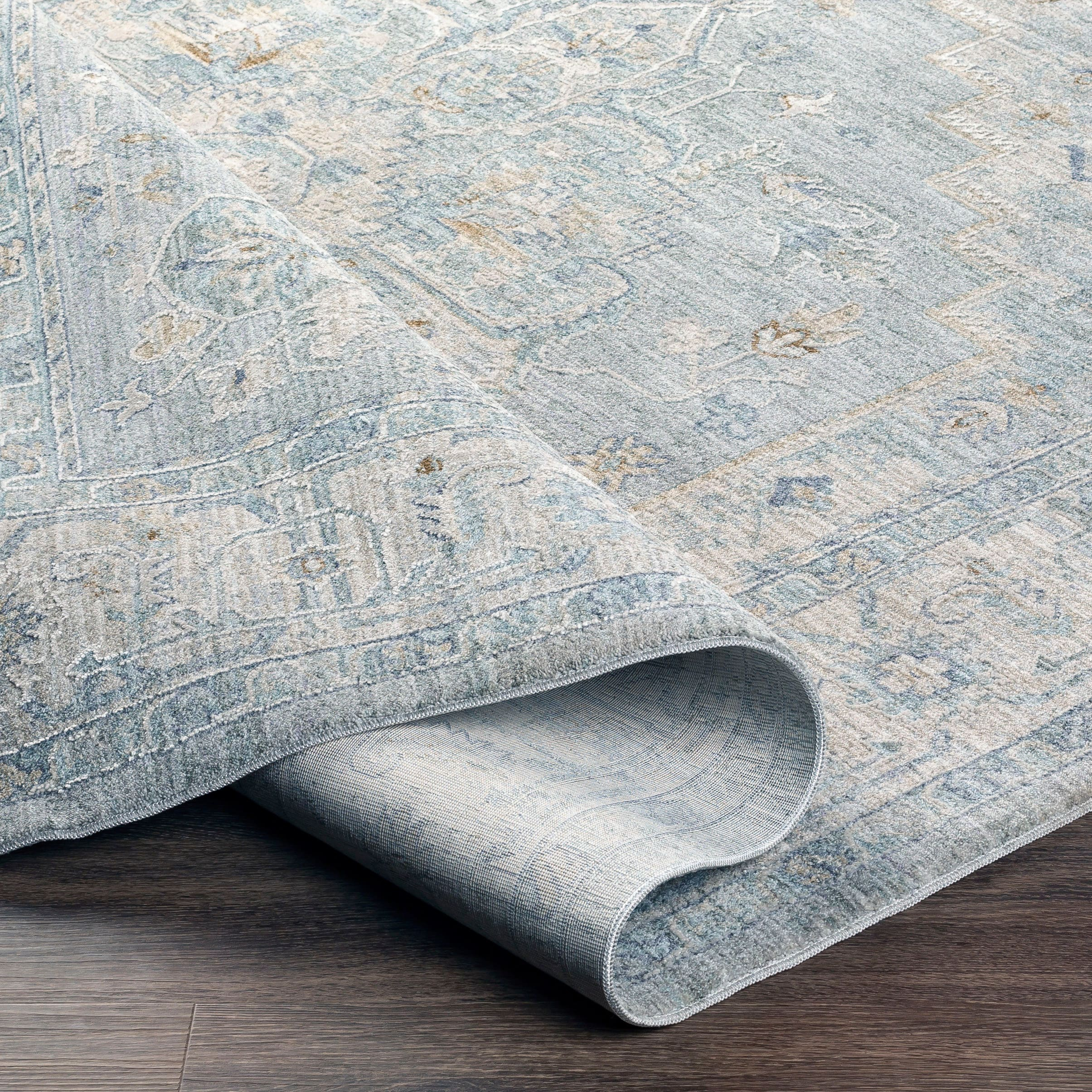 Easy-Care Reversible Gray Synthetic 5' x 7' Rectangular Rug