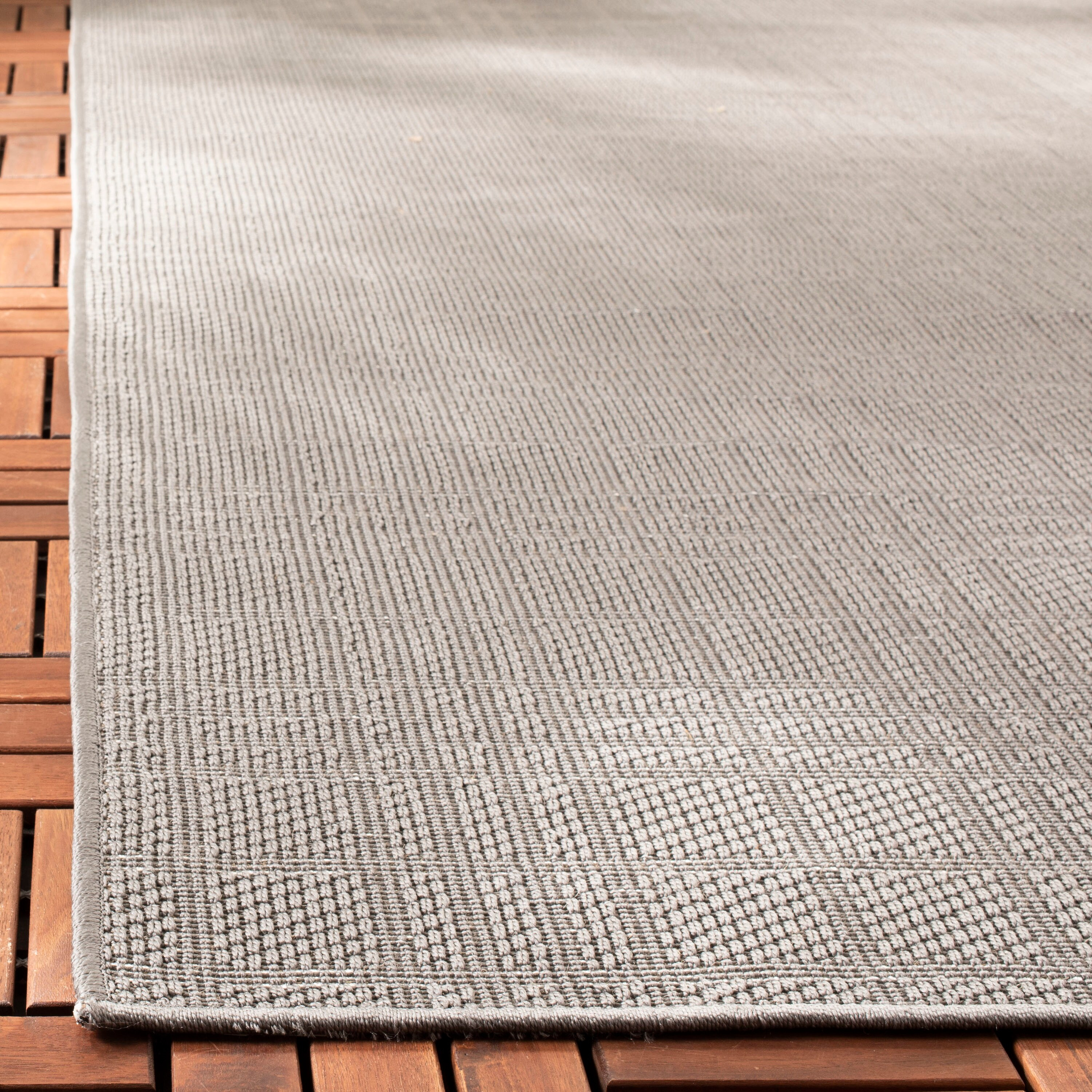 Transitional Geometric Gray Flat Woven Indoor-Outdoor Rug - 6'7" x 9'2"