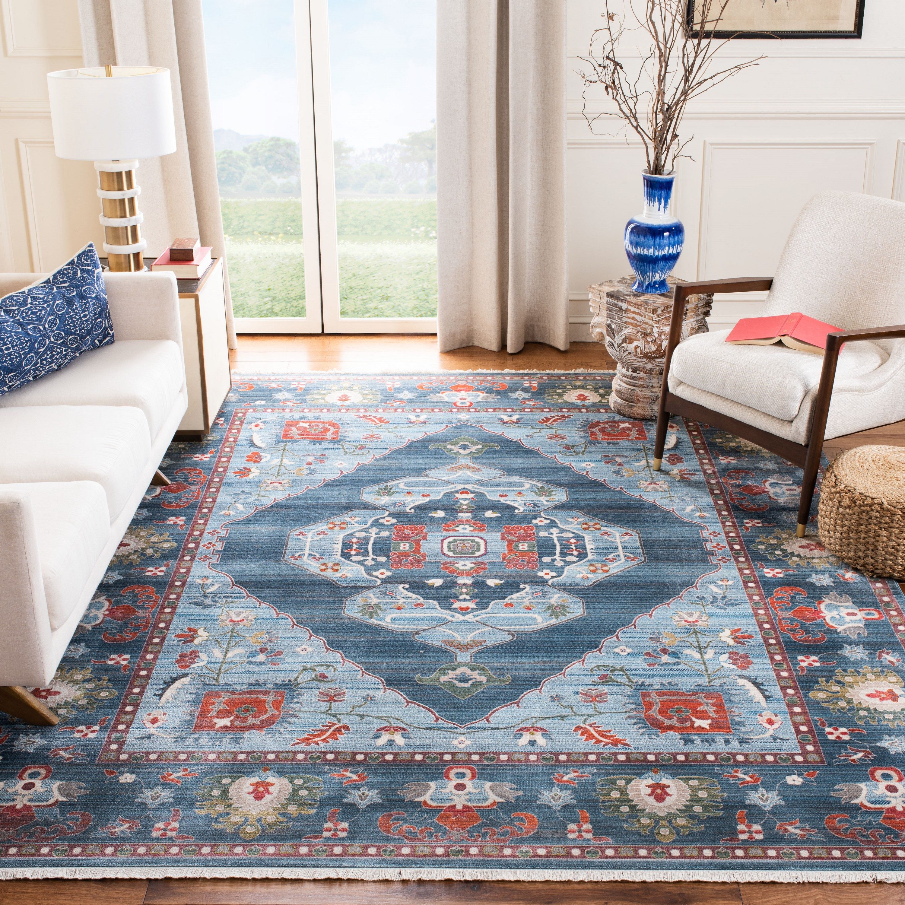 SAFAVIEH Vintage Persian Yvonne Floral Bordered Polyester Rug, Blue/Light Blue, 8' x 10'