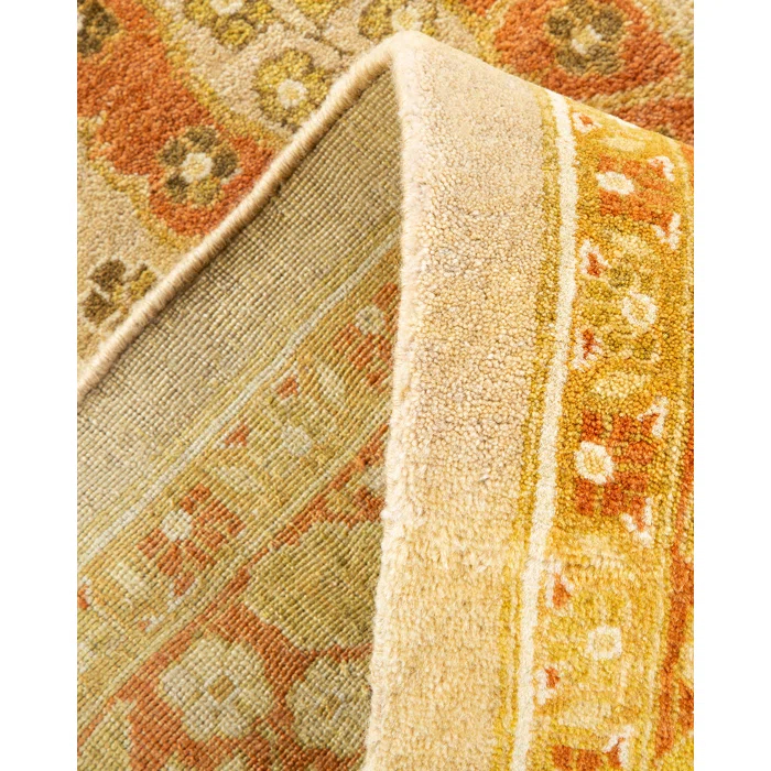 One-of-a-Kind 8' 0" X 10' 2" 2000s Area Rug in Sand