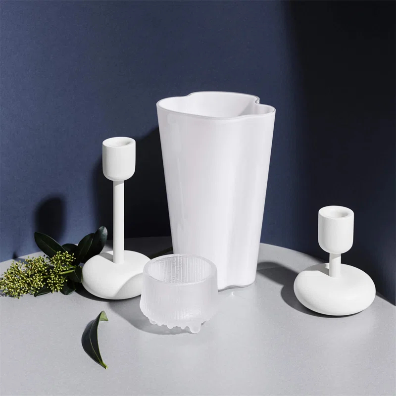 Aalto 8.66" Glass Table Vase