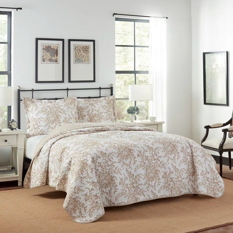Laura Ashley Full/Queen Bedford Reversible Quilt Set Mocha: Includes 2 Shams, Machine Washable