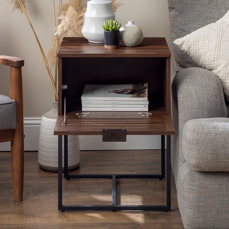 Ignaat 18'' W Nightstand