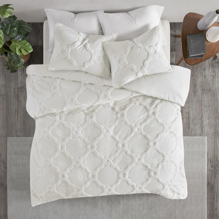 Pacey 3 Piece Tufted Cotton Chenille Comforter Set