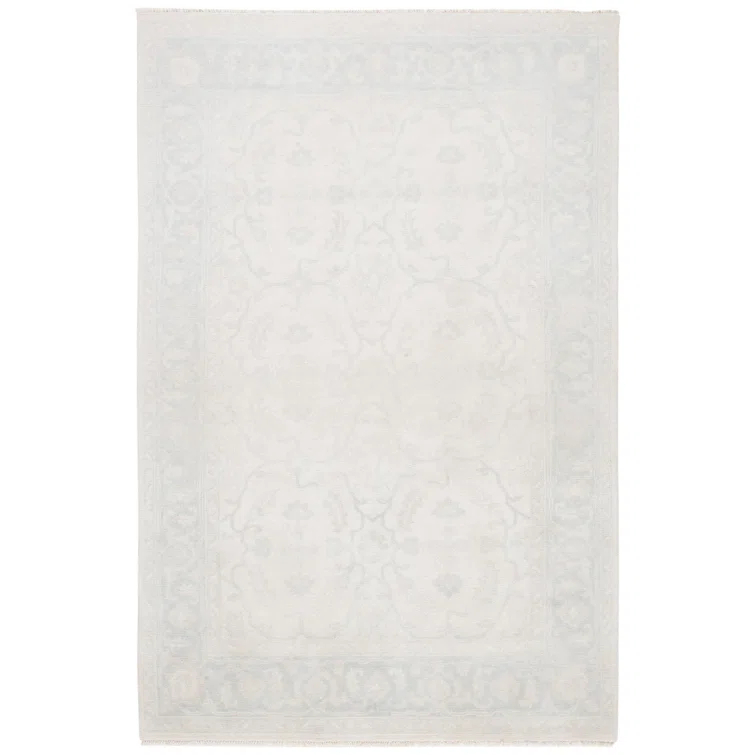 Montaigne Aged Blue 6' x 9' Hand-Knotted Wool Rug