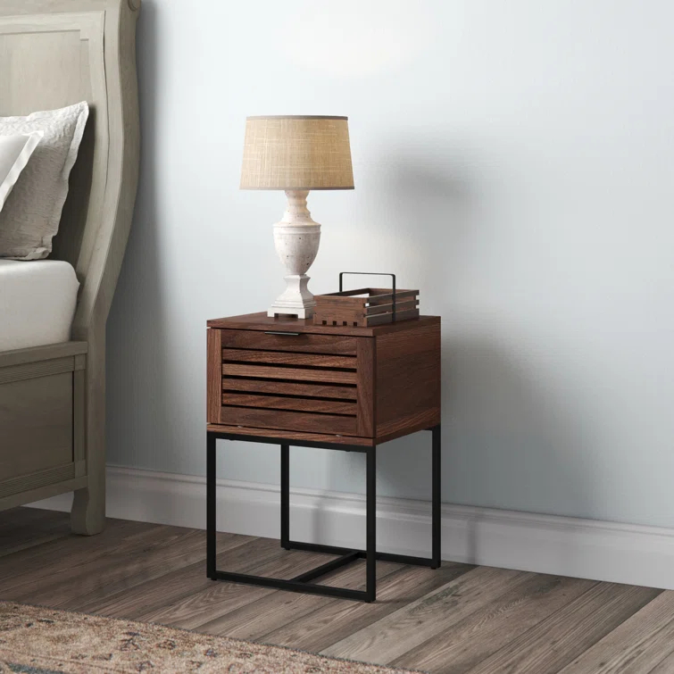 Ignaat 18'' W Nightstand