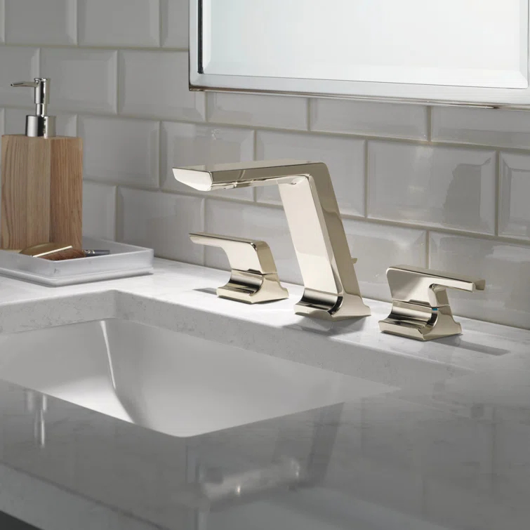 Pivotal Widespread Bathroom Faucet with Drain Assembly