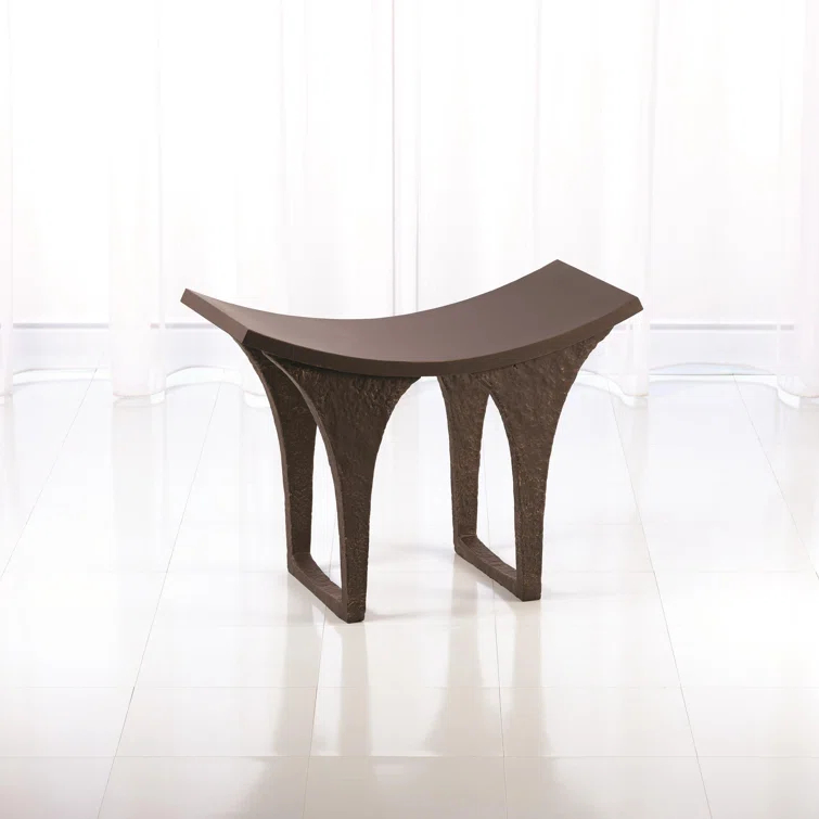 Lian Stool
