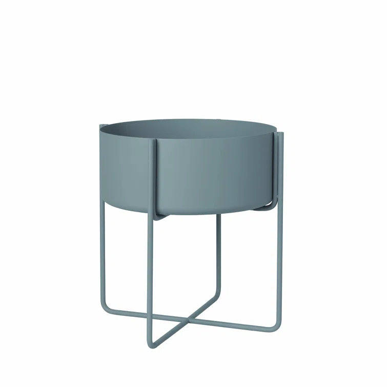 Kena Metal Planter