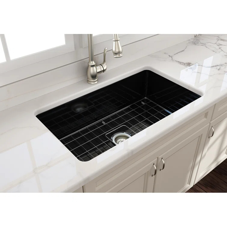32'' L Farmhouse / Apron Fireclay Kitchen Sink