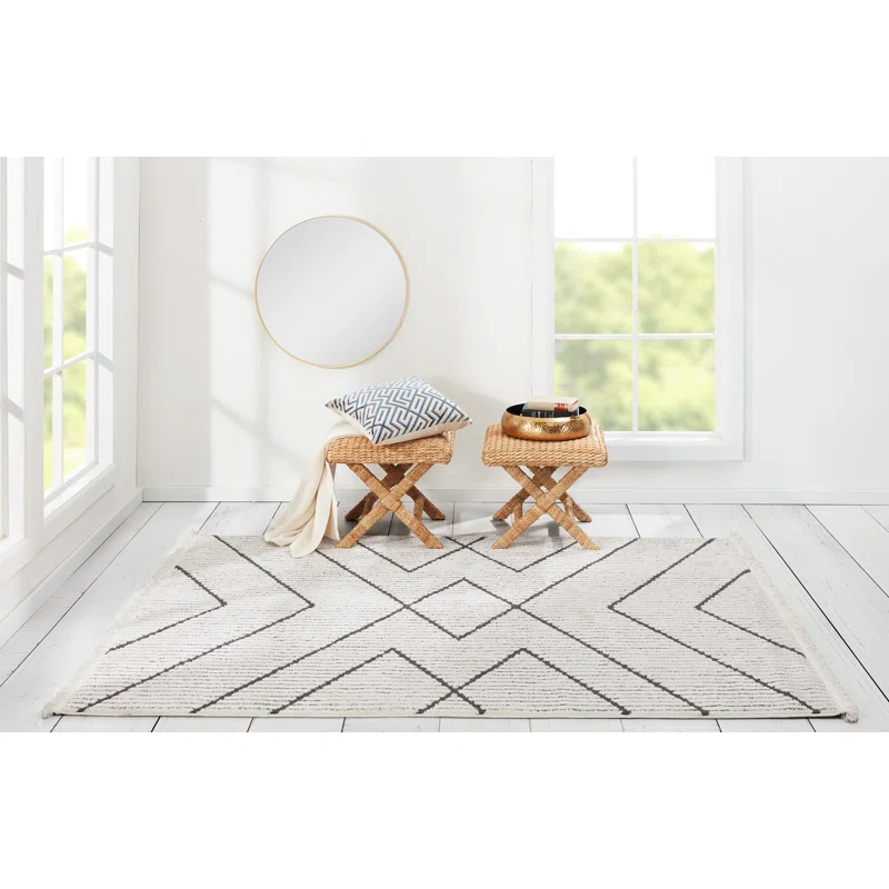 Lindy Charcoal/Ivory Rug