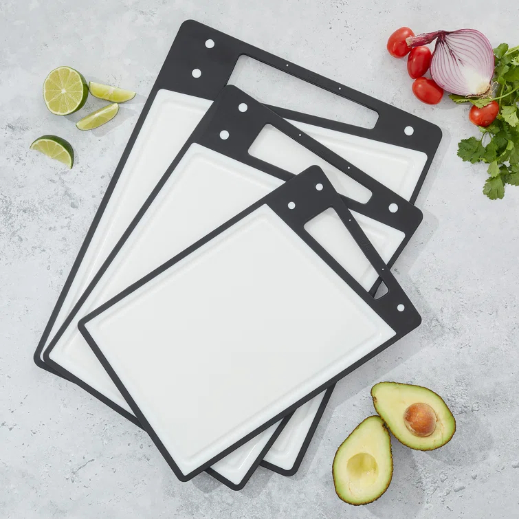 Joyjolt Plastic Cutting Board Set (Set of 3)
