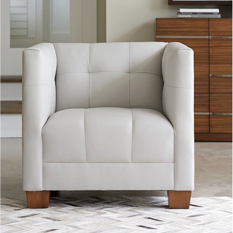 Kitano Emilia Leather Chair