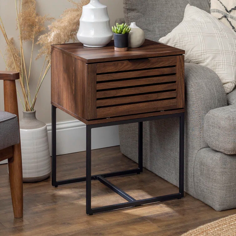 Ignaat 18'' W Nightstand