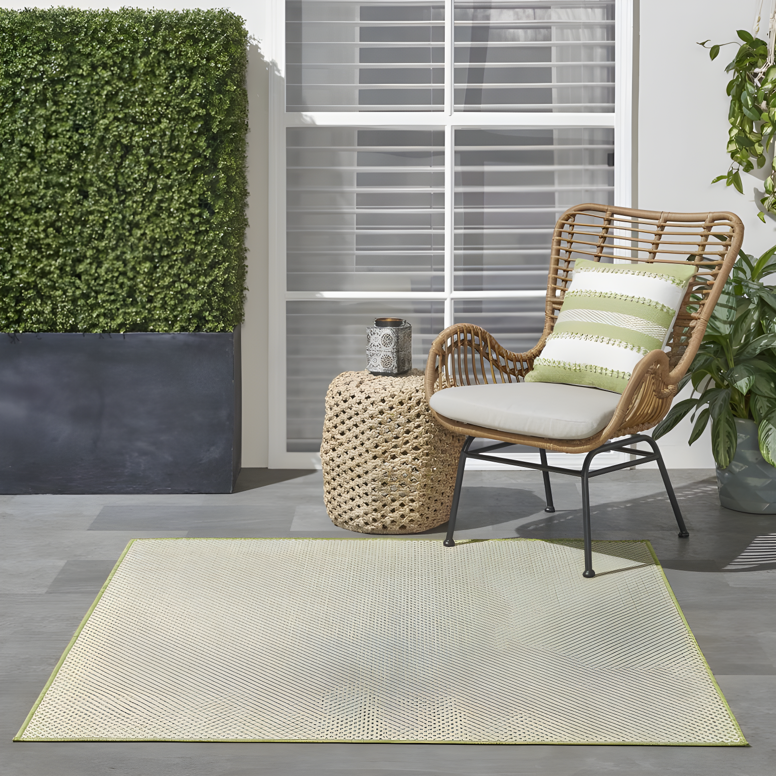 Nourison 4' x 4' Courtyard Modern Easy Care Flatweave Indoor Outdoor Square Rug Ivory Green