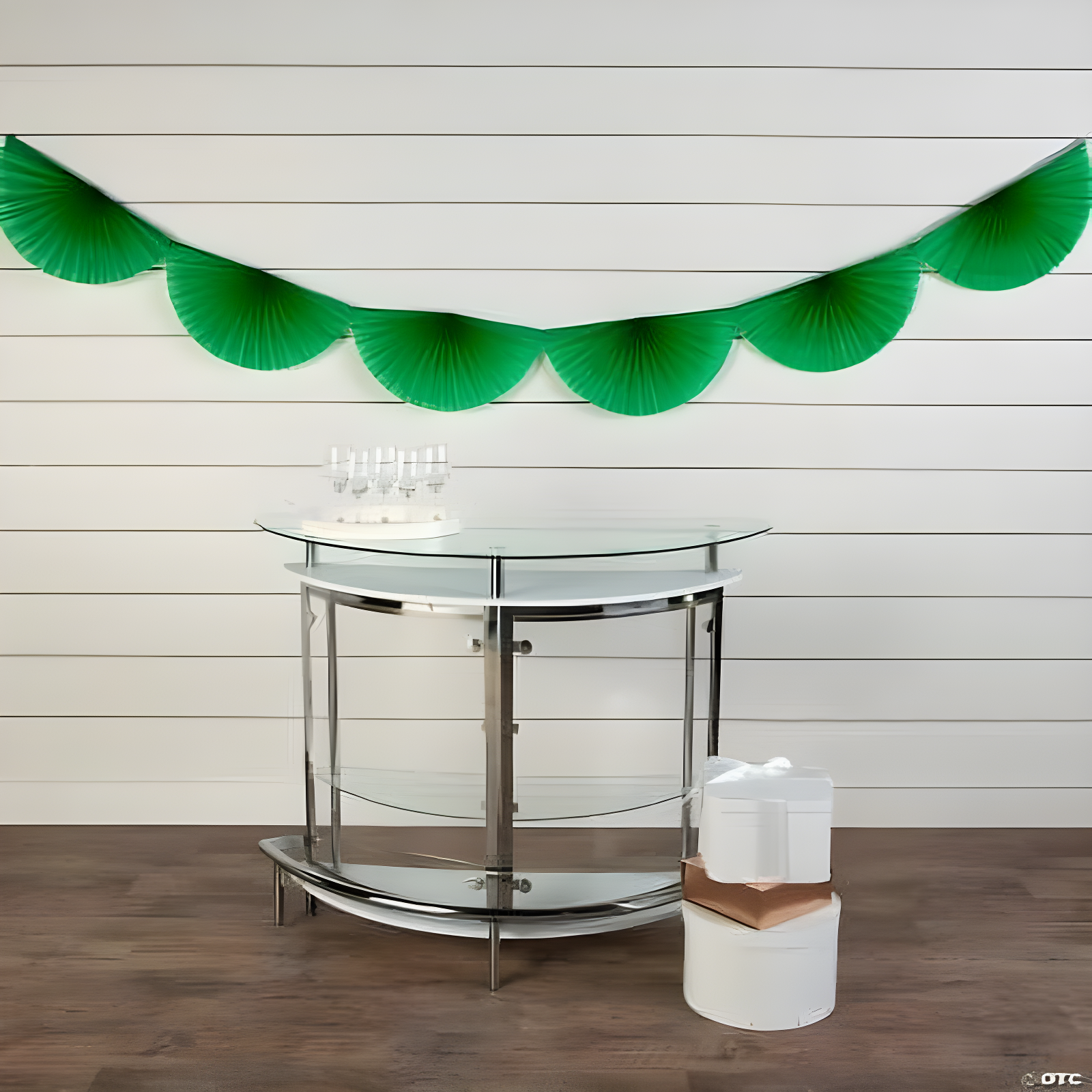 Green Semi Fanburst Tissue Garlands, Party, Party Decor, 1 Piece