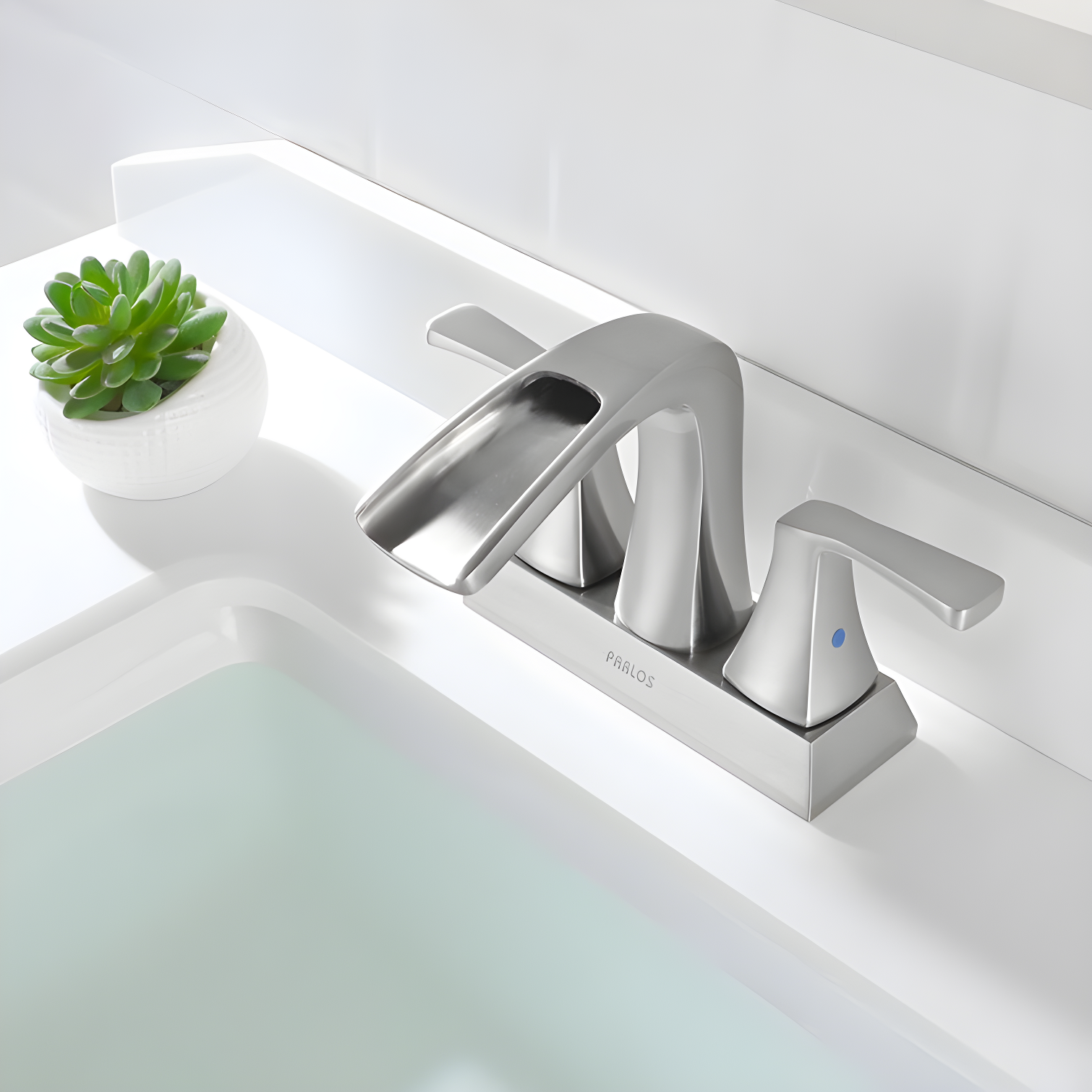 Doris Waterfall Centerset 2-handle Bathroom Faucet with Drain Assembly