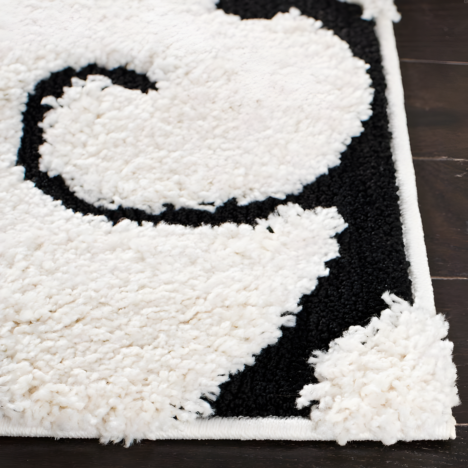 Florida Shag SG455 Power Loomed Area Rug - Ivory/Black - 4'x4' - Safavieh.