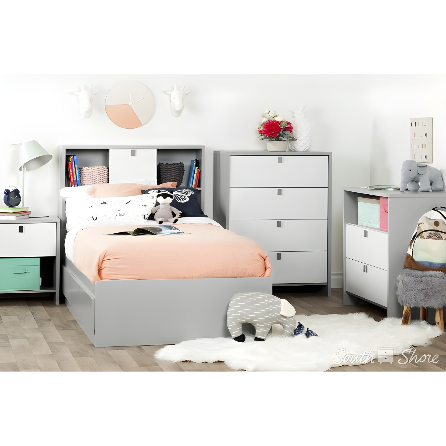 Cookie Changing Table Dresser