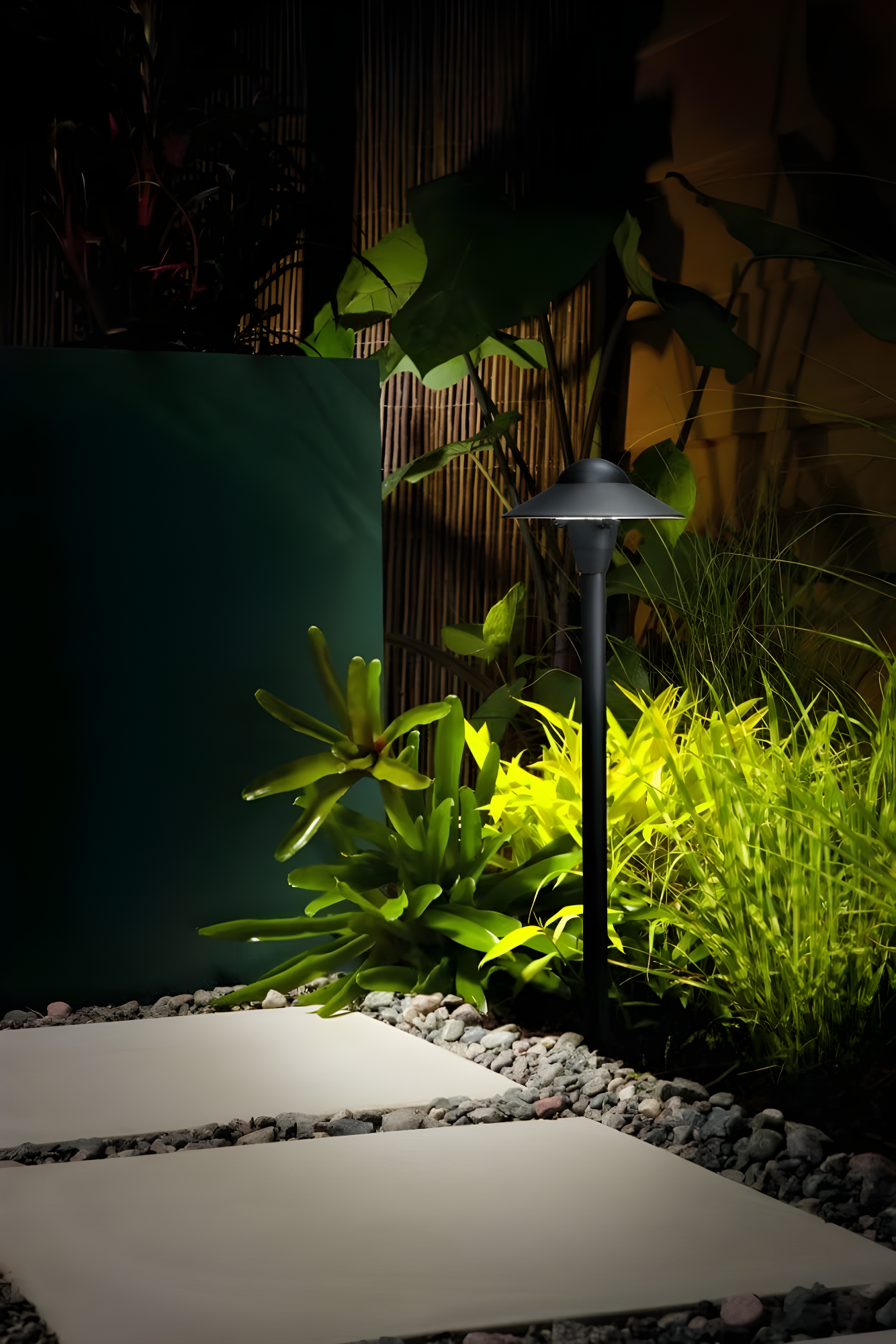 Black Brass 21" Traditional Outdoor Pathway Light