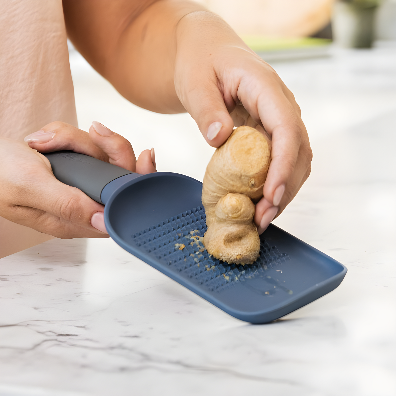 BergHOFF Leo 9" Soft Grip Ginger Grater, Blue