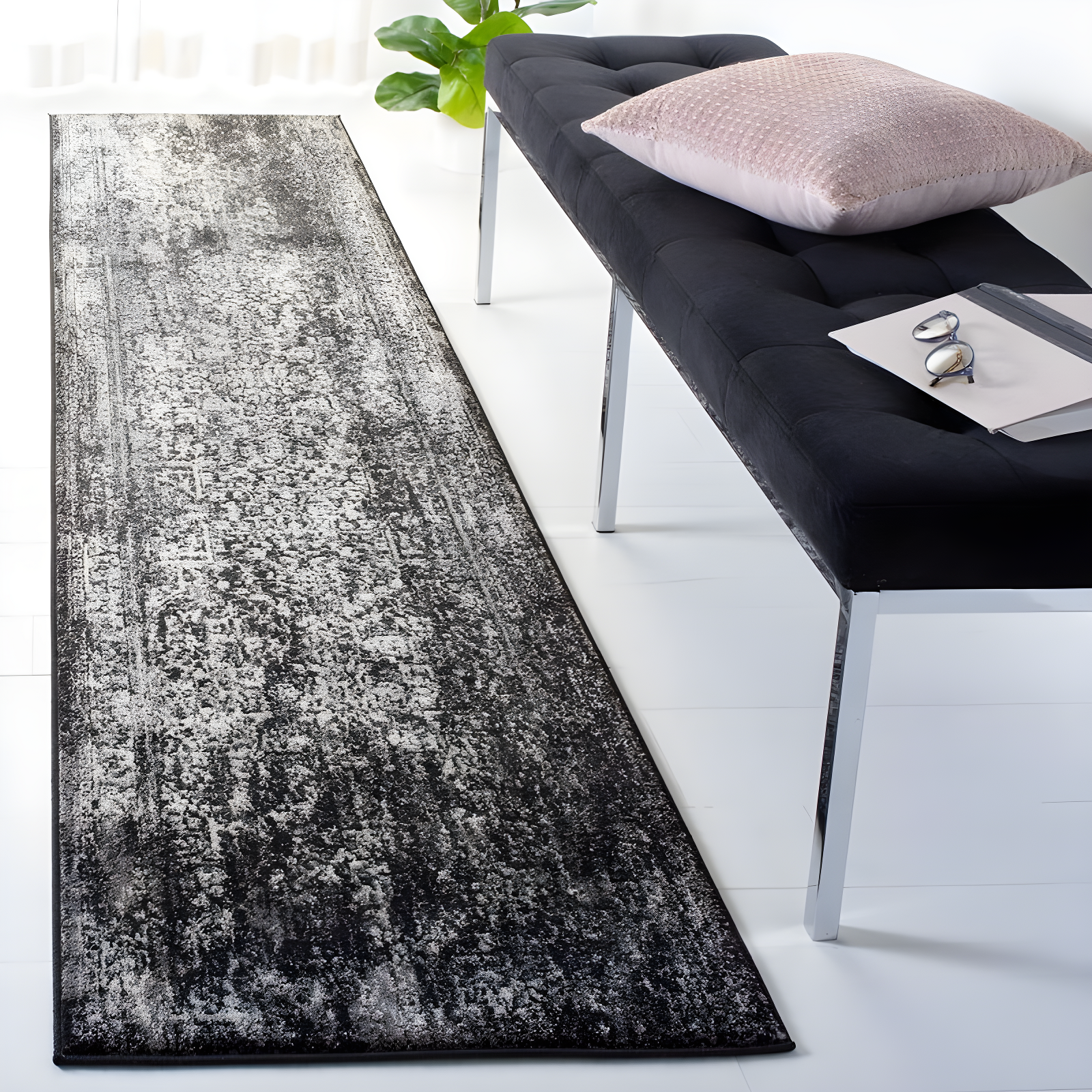 Evoke EVK256 Power Loomed Indoor Runner - Black/Grey - 2'2"x9' - Safavieh