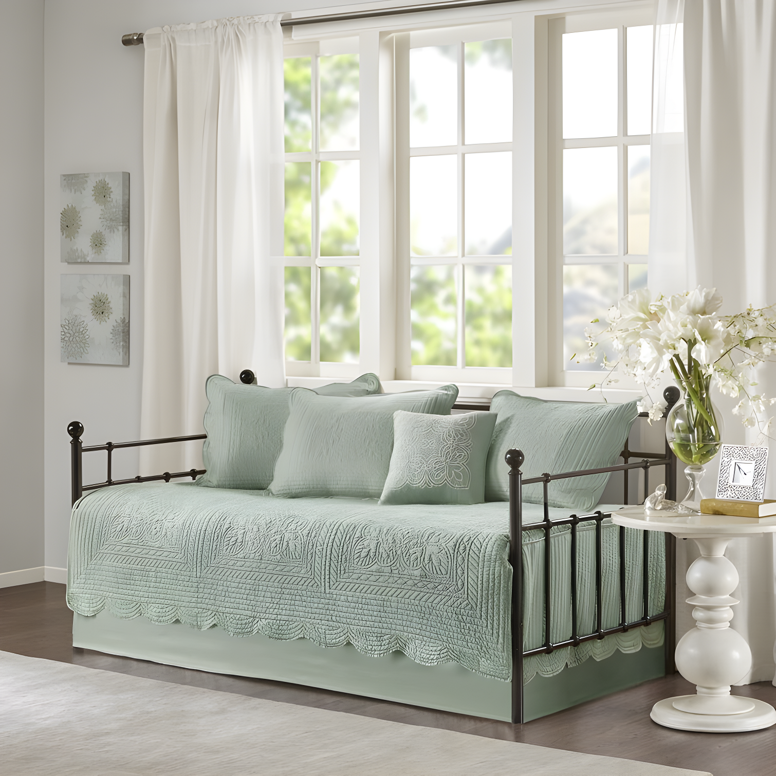 Madison Park Tuscany 6 Piece Reversible Scalloped Edge Daybed Cover Set