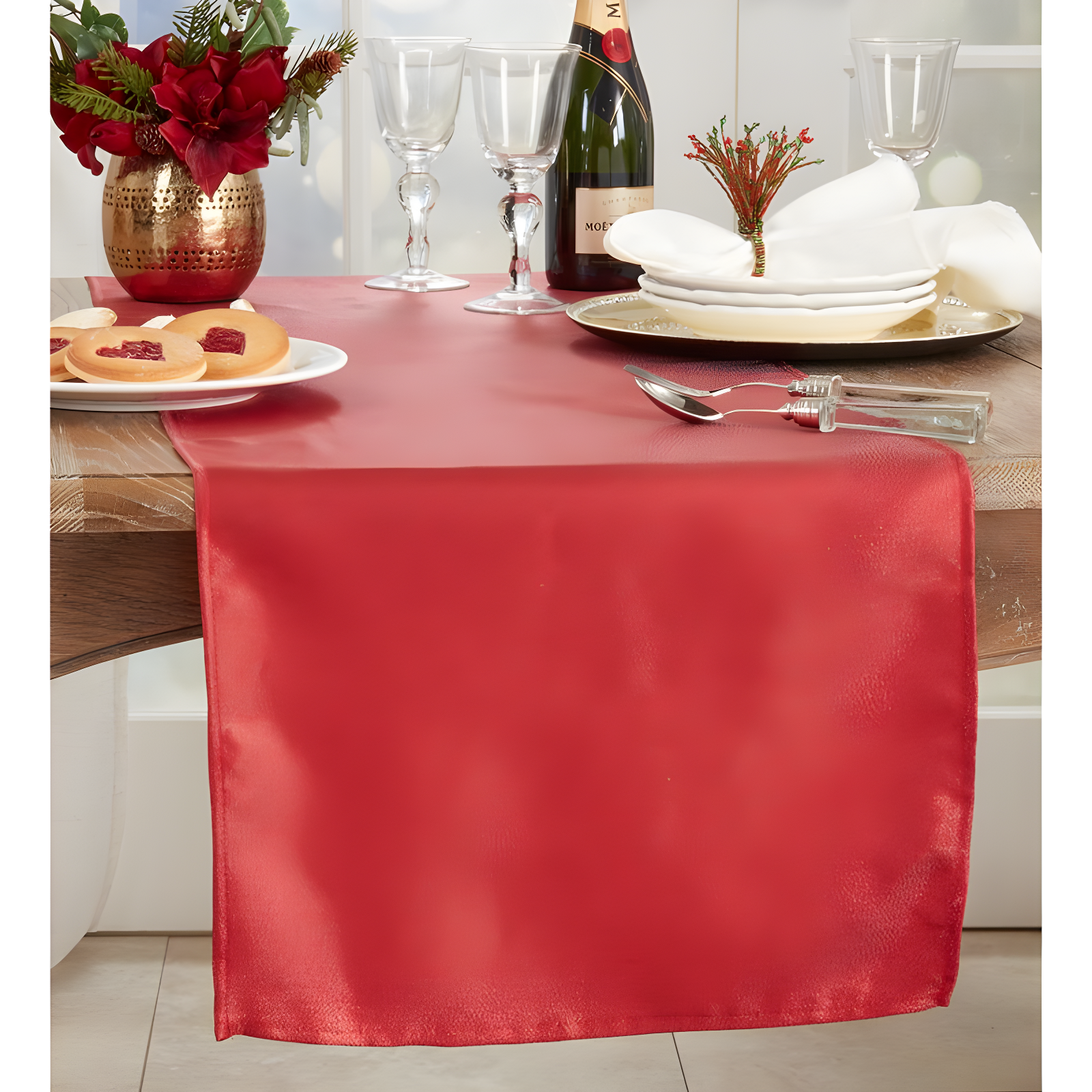 Saro Lifestyle Dining Table Runner With Shimmering Design, Red, 18" x 54"