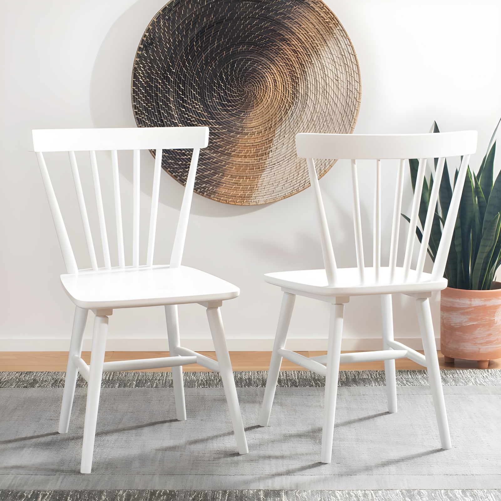 Winona Spindle Back Dining Chair (Set of 2)  - Safavieh