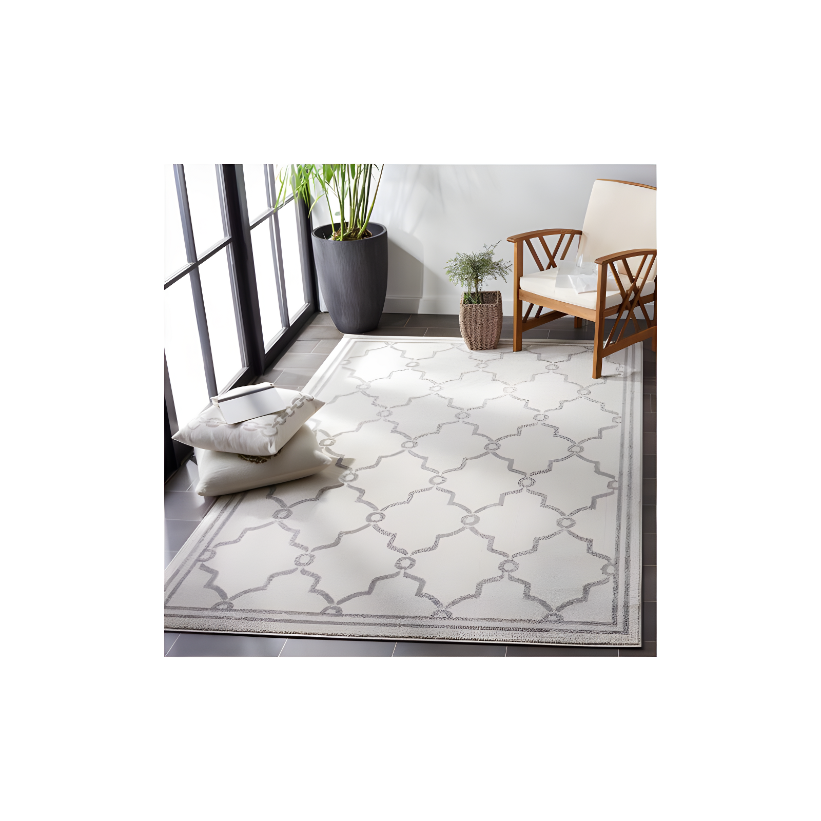 Amherst AMT414 Power Loomed Indoor Area Rug - Ivory/Grey - 4'x6' - Safavieh