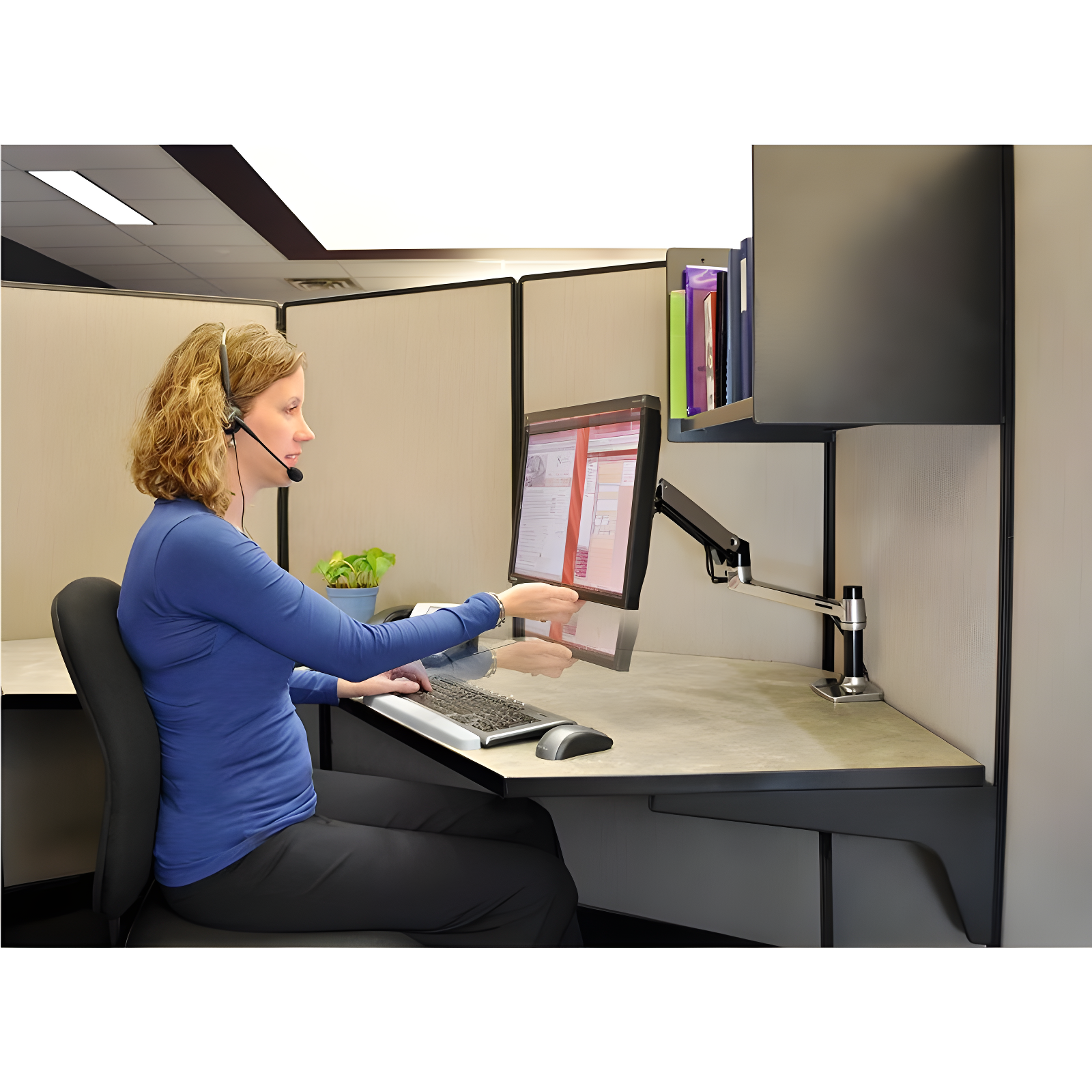 Ergotron Mounting Arm for Flat Panel Display 45241026
