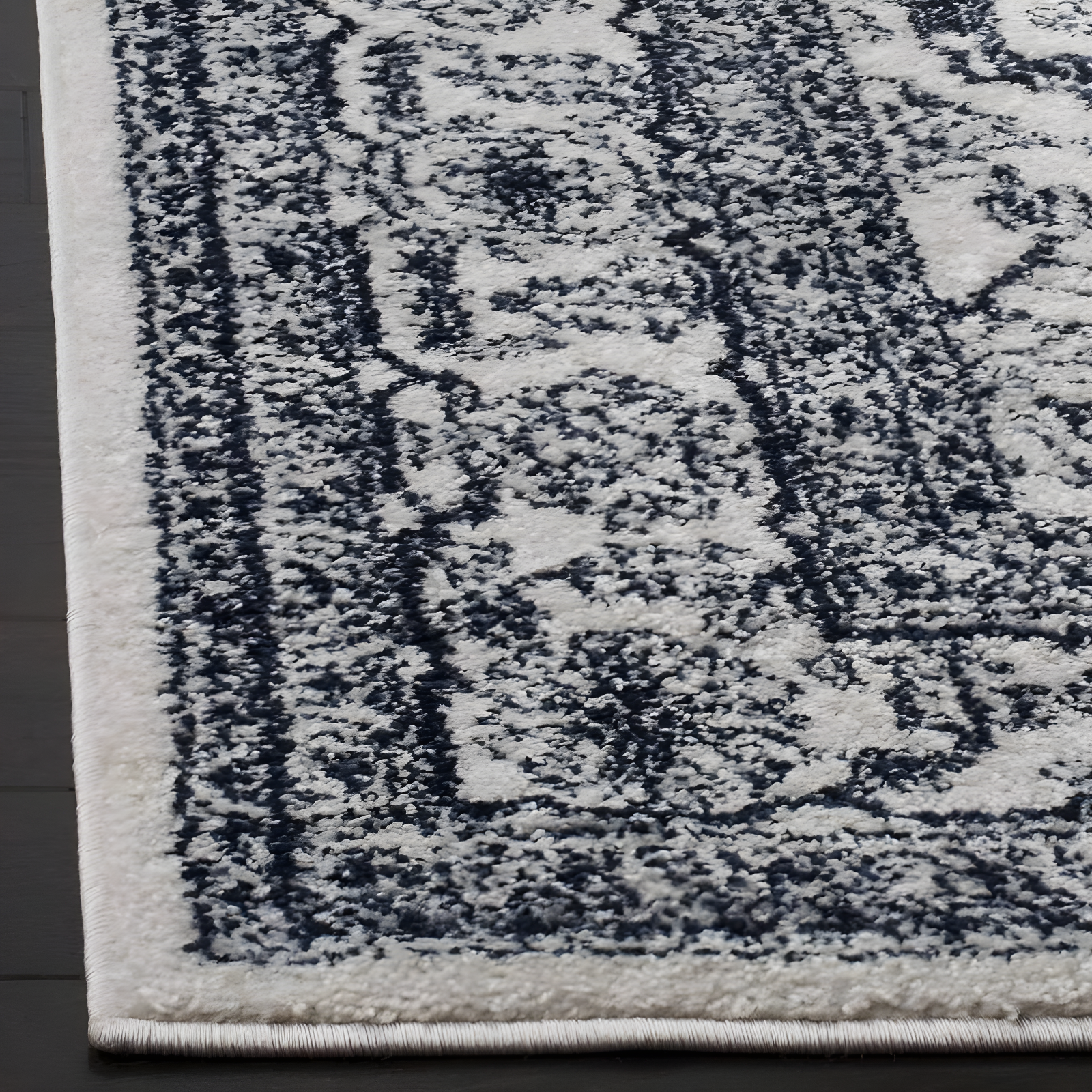 Adirondack ADR108 Power Loomed Area Rug - Ivory/Slate - 6'x6' - Safavieh.