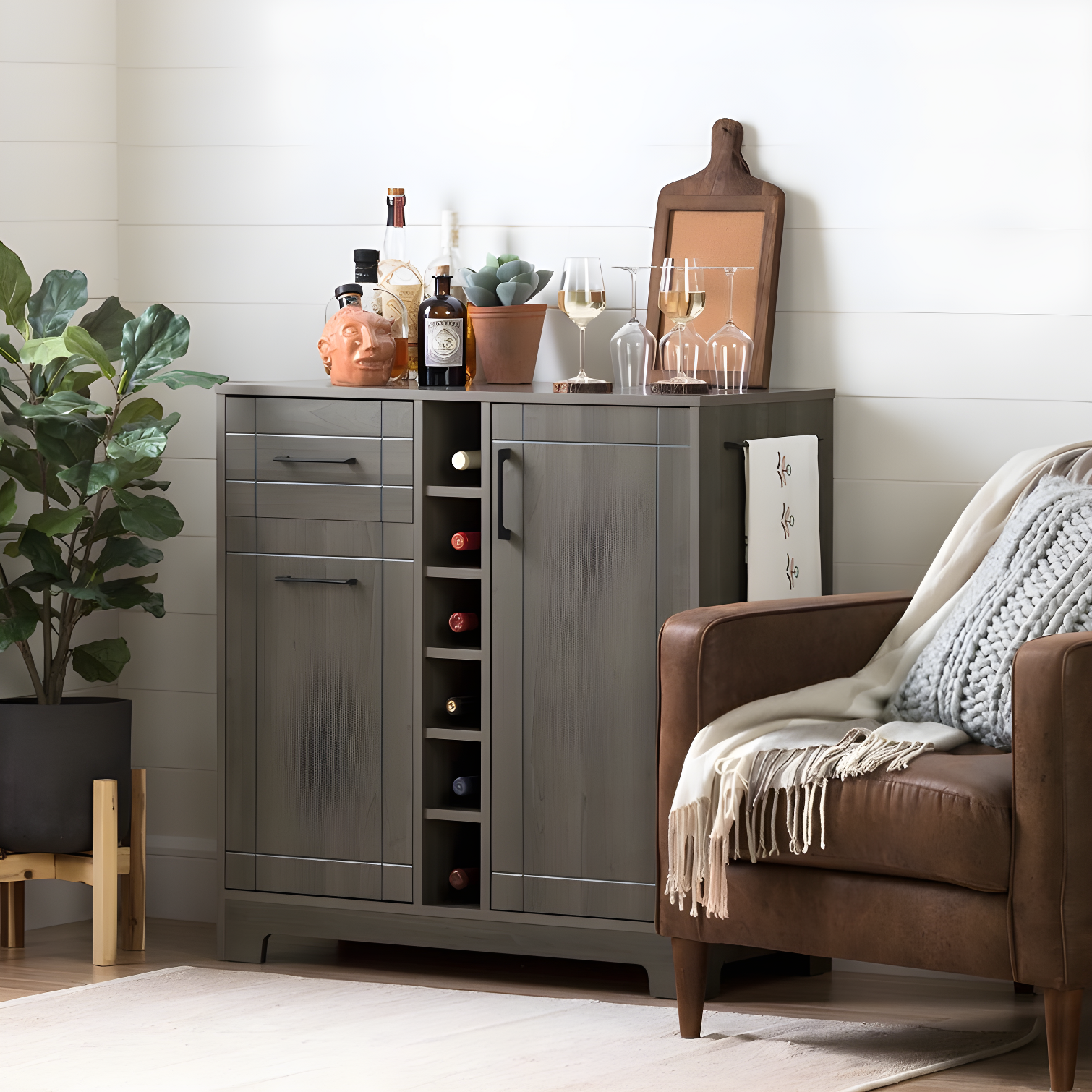 Vietti 35.63'' Bar Cabinet