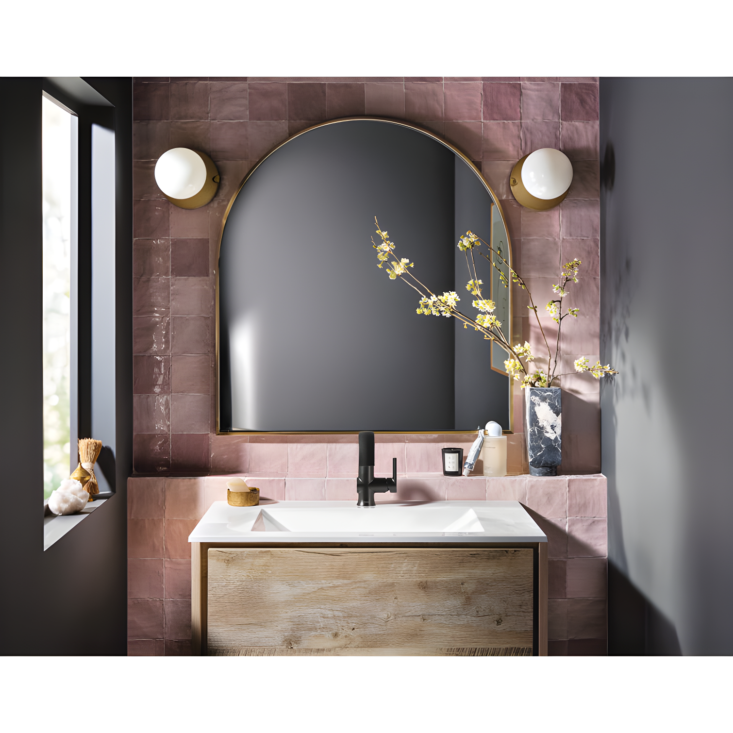 Doux Single Hole Bathroom Faucet with Drain Assembly