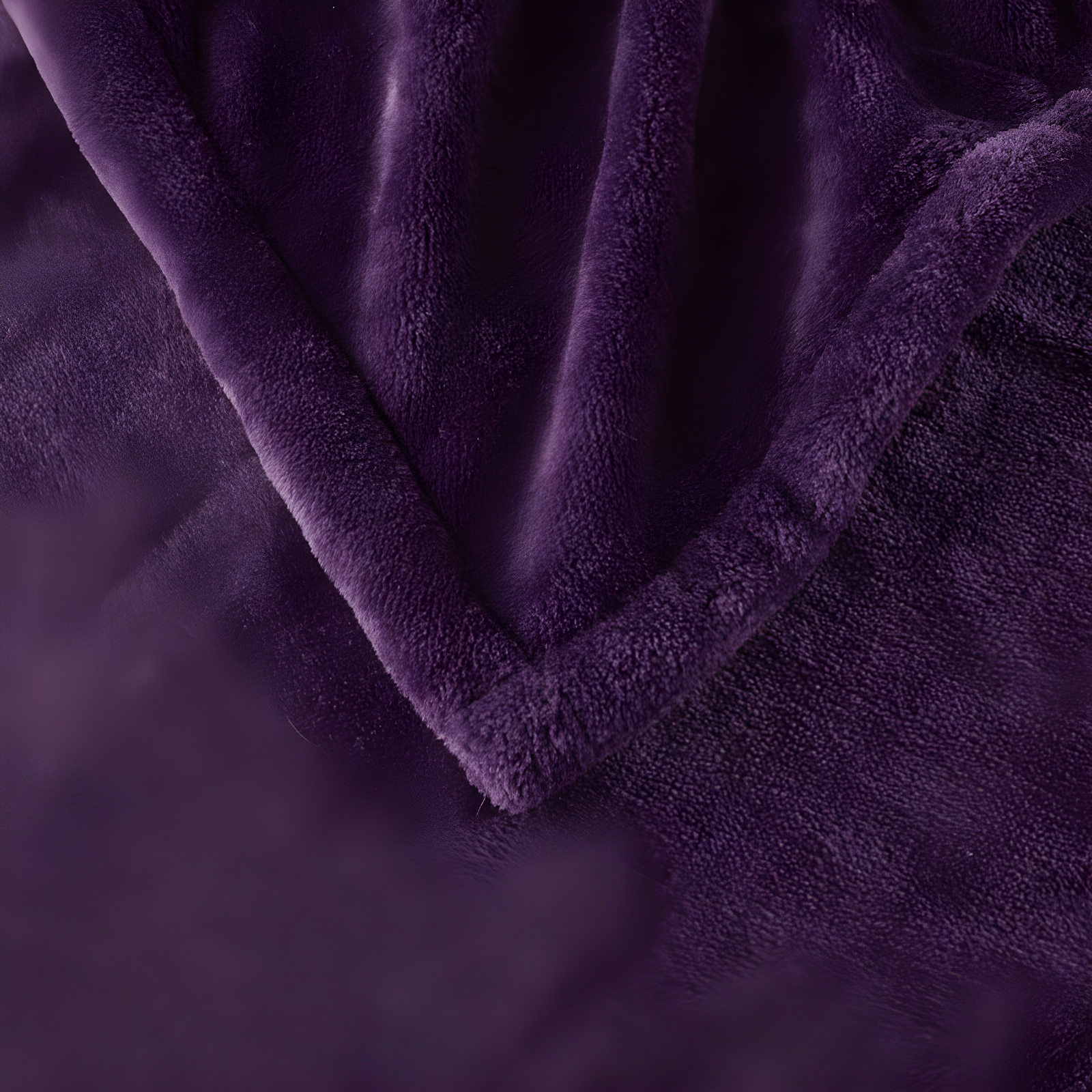 Beautyrest Heated Plush Oversized Throw